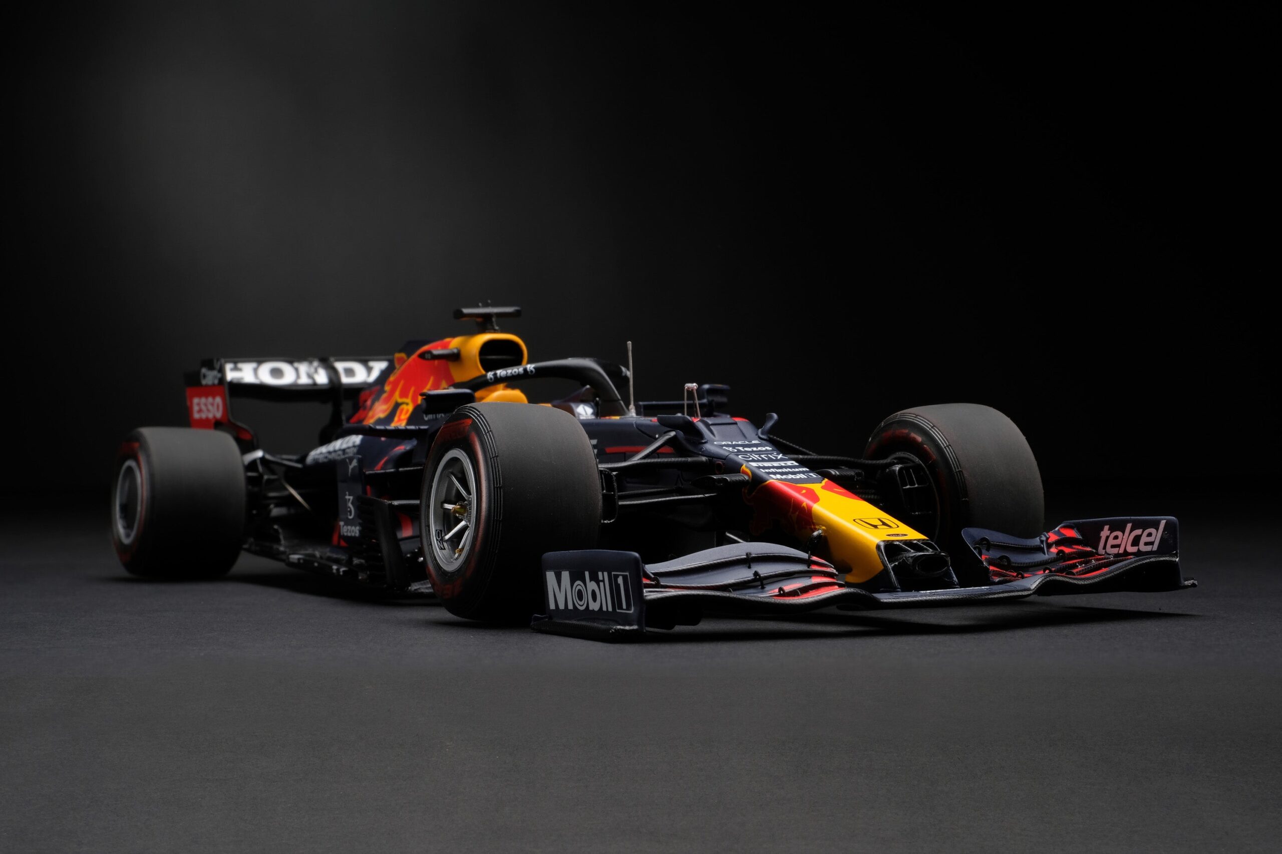 أملغم ريد بول ريسينغ RB16B جائزة أبوظبي الكبرى 2021 | 1:18