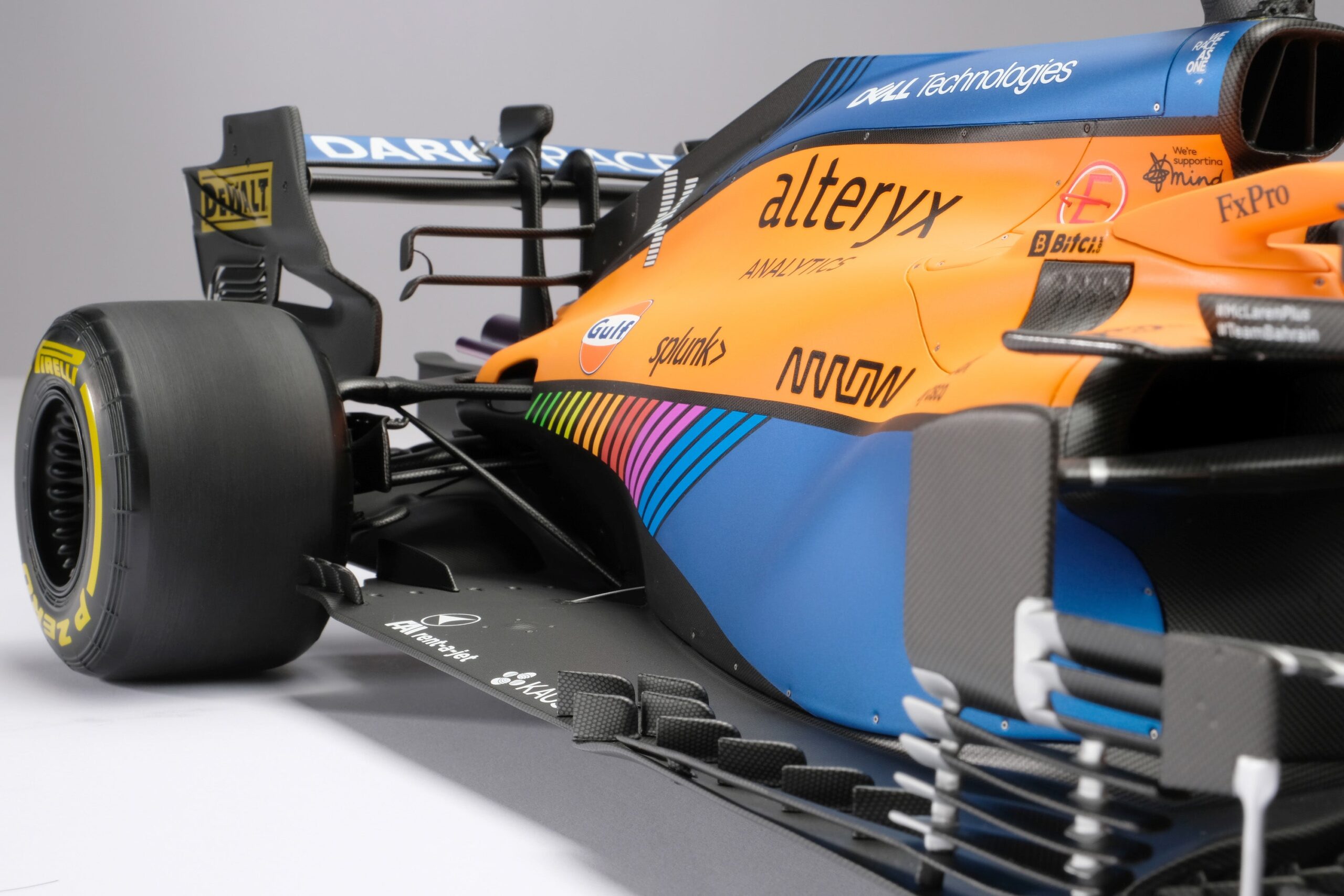 Amalgam McLaren MCL35M 2021 Italian Grand Prix | 1:8 - Imagen 22