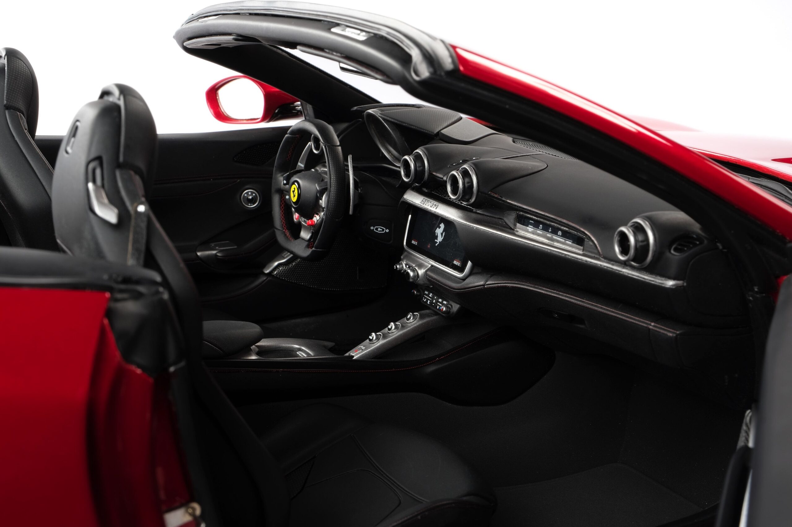 Amalgam Ferrari Portofino (2017) - Grün | 1:8 – Bild 20