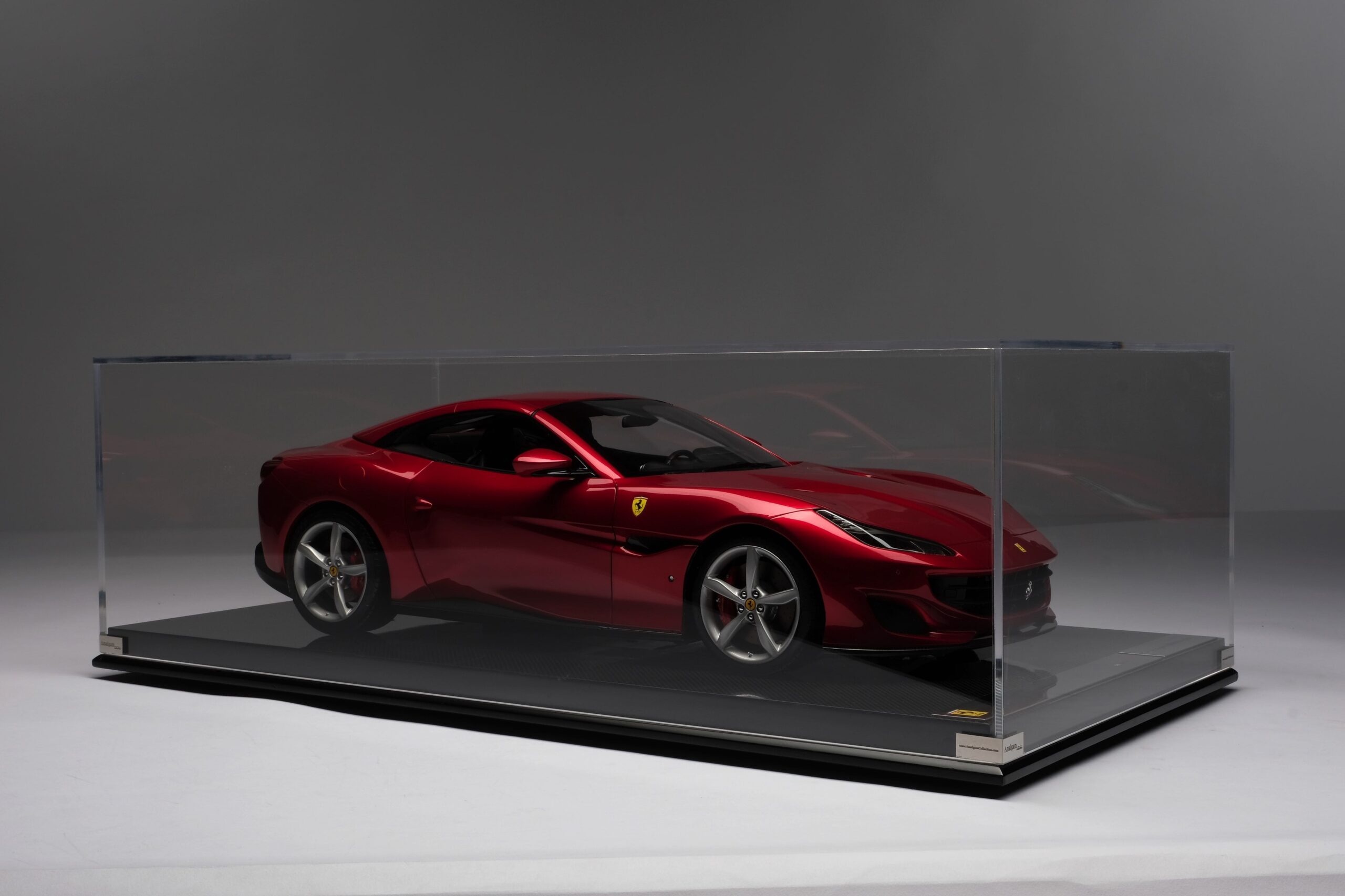 Amalgam Ferrari Portofino (2017) - Grün | 1:8 – Bild 14