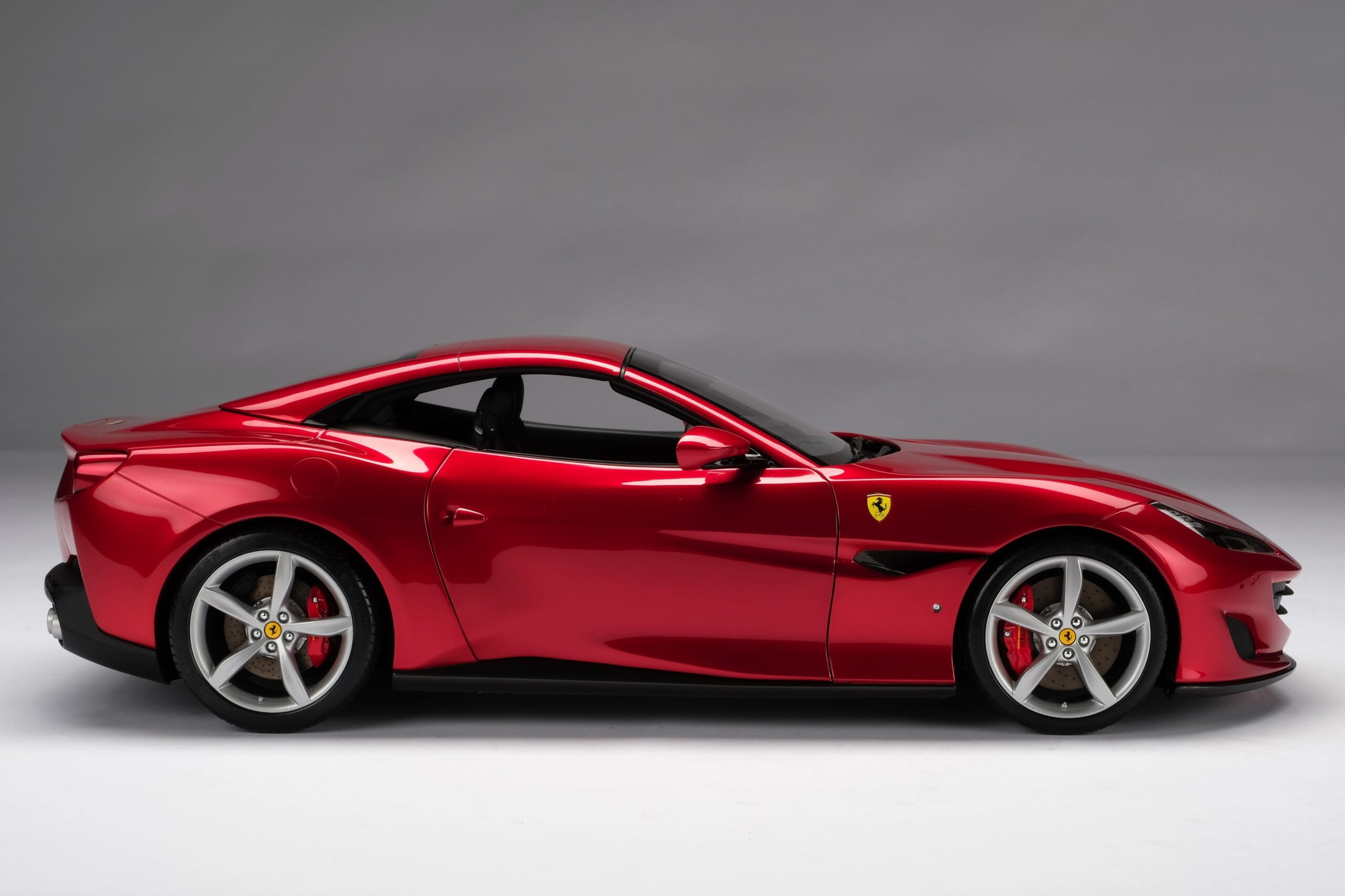 Amalgam Ferrari Portofino (2017) - Grün | 1:8 – Bild 4