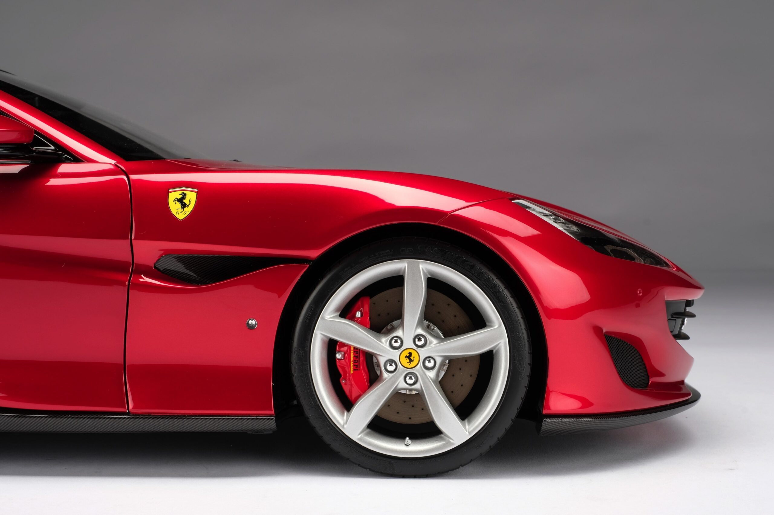 Amalgam Ferrari Portofino (2017) - Grün | 1:8 – Bild 15