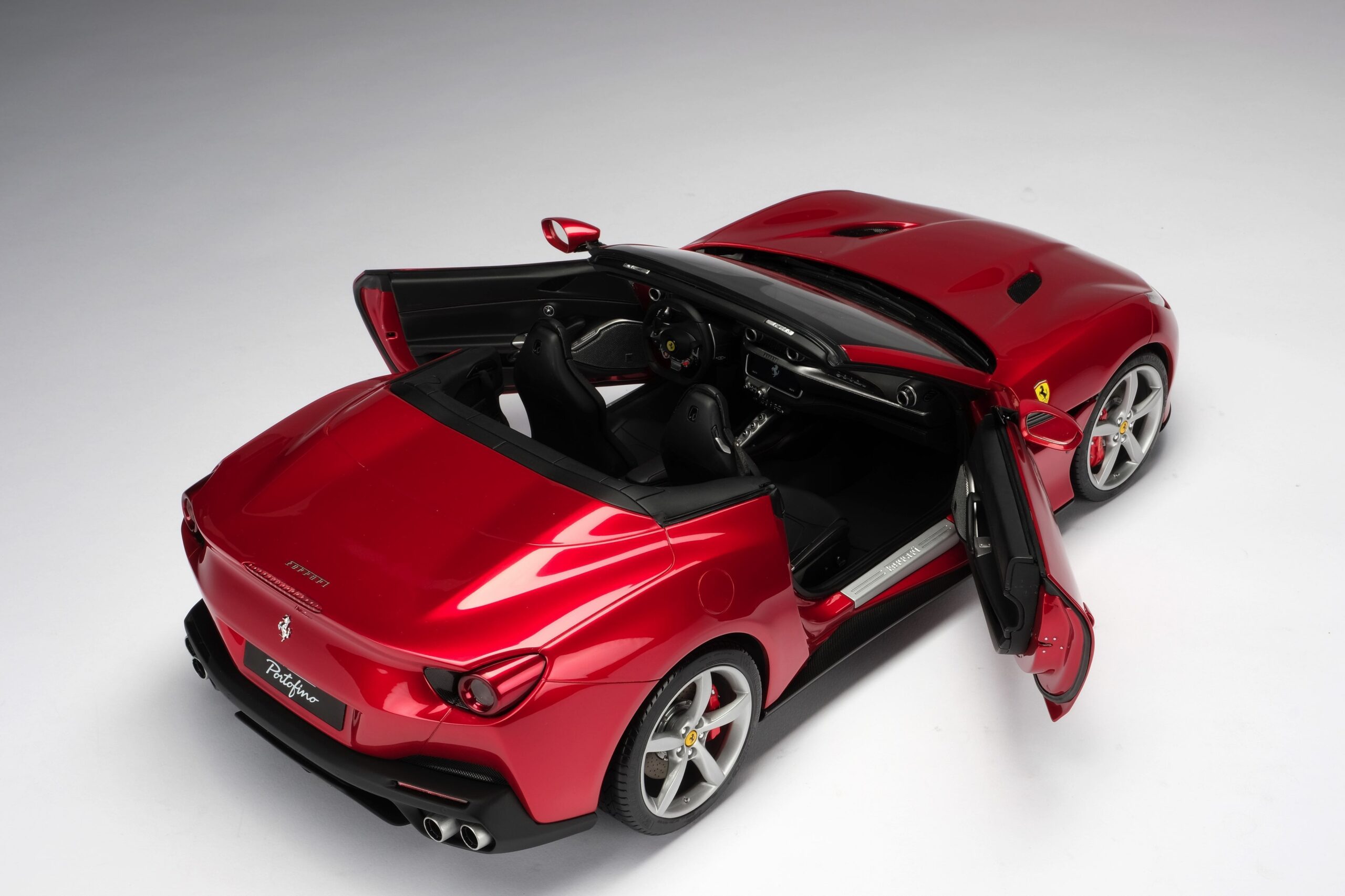 Amalgam Ferrari Portofino (2017) - Grün | 1:8 – Bild 11