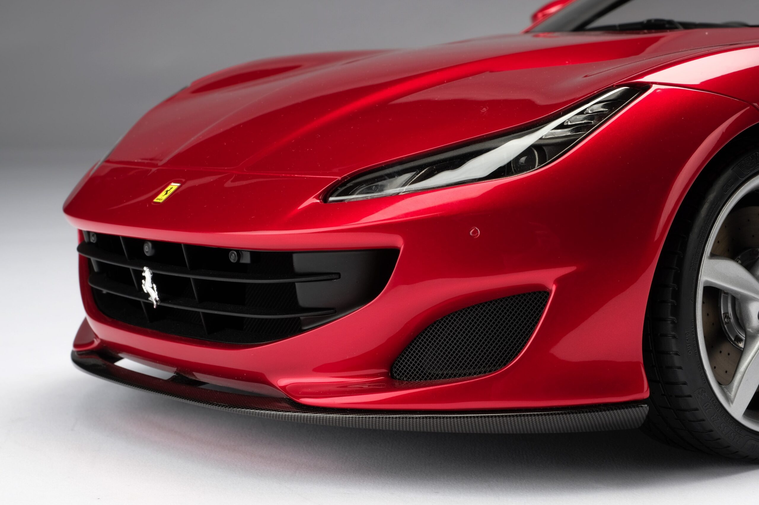Amalgam Ferrari Portofino (2017) - Grün | 1:8 – Bild 16