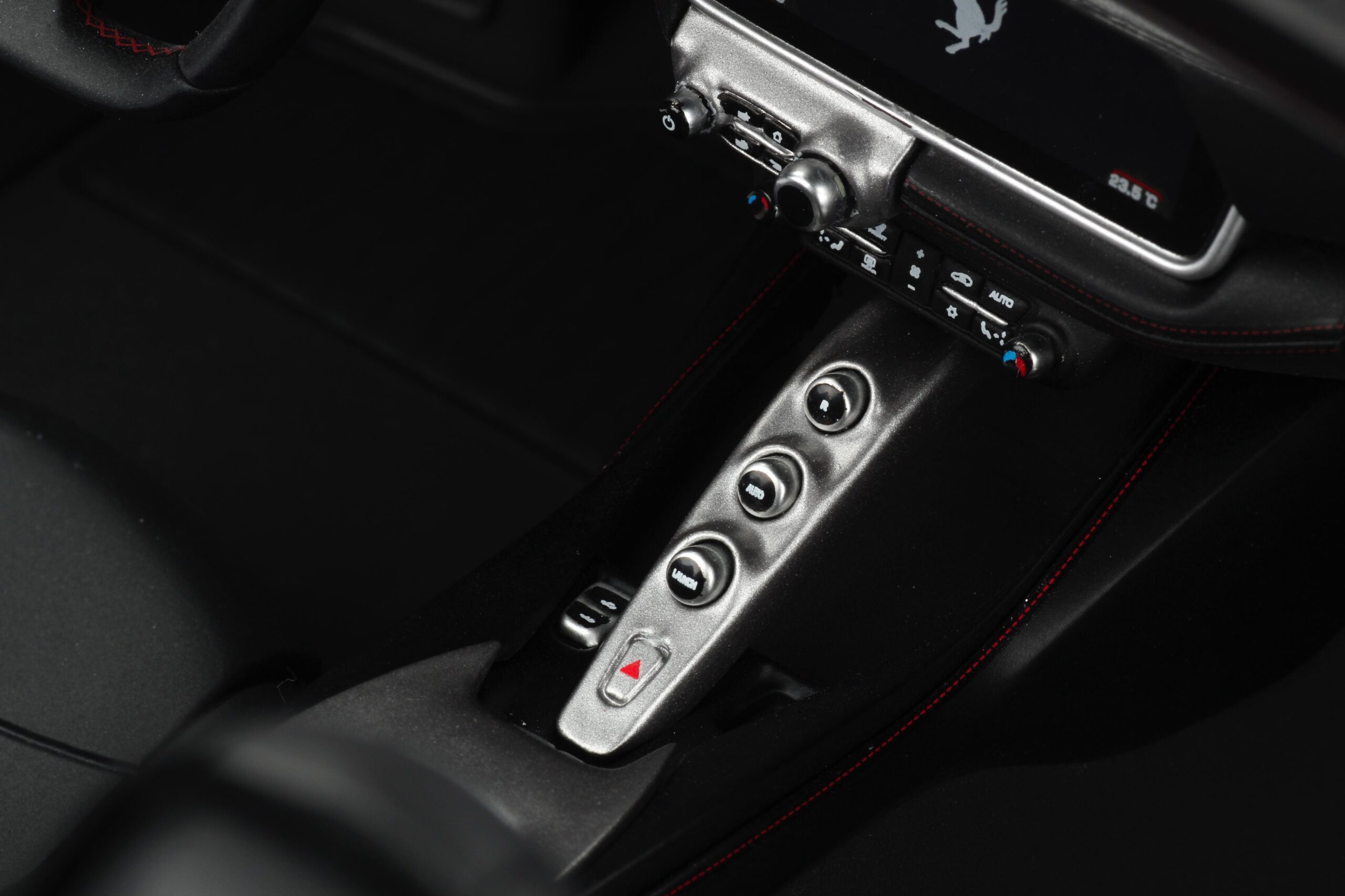 Amalgam Ferrari Portofino (2017) - Grün | 1:8 – Bild 22
