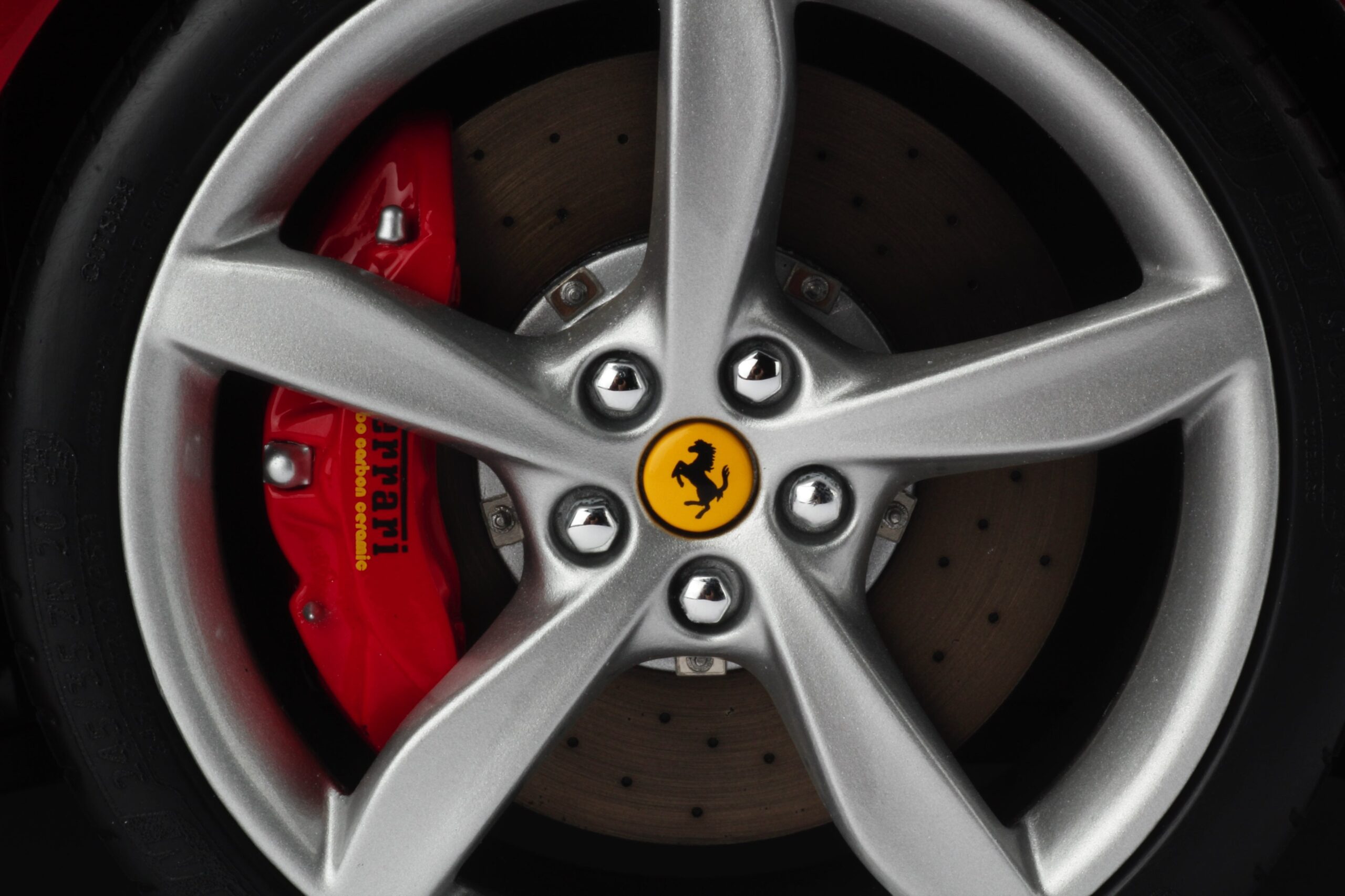 Amalgam Ferrari Portofino (2017) - Grün | 1:8 – Bild 24