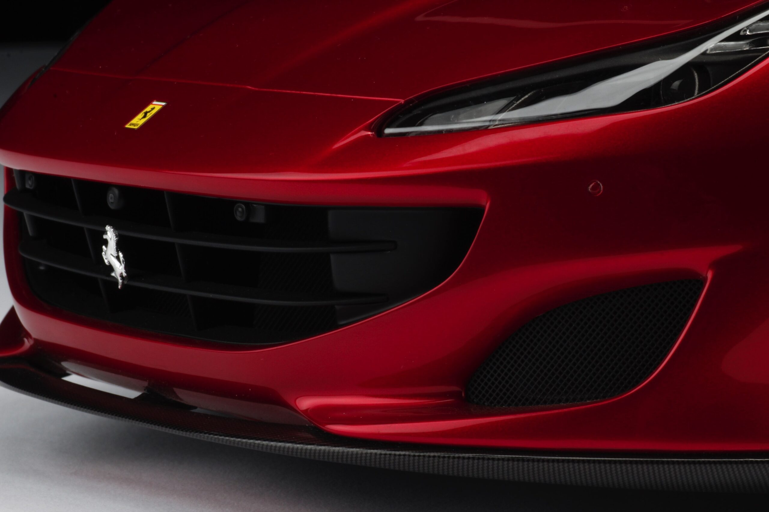 Amalgam Ferrari Portofino (2017) - Grün | 1:8 – Bild 23