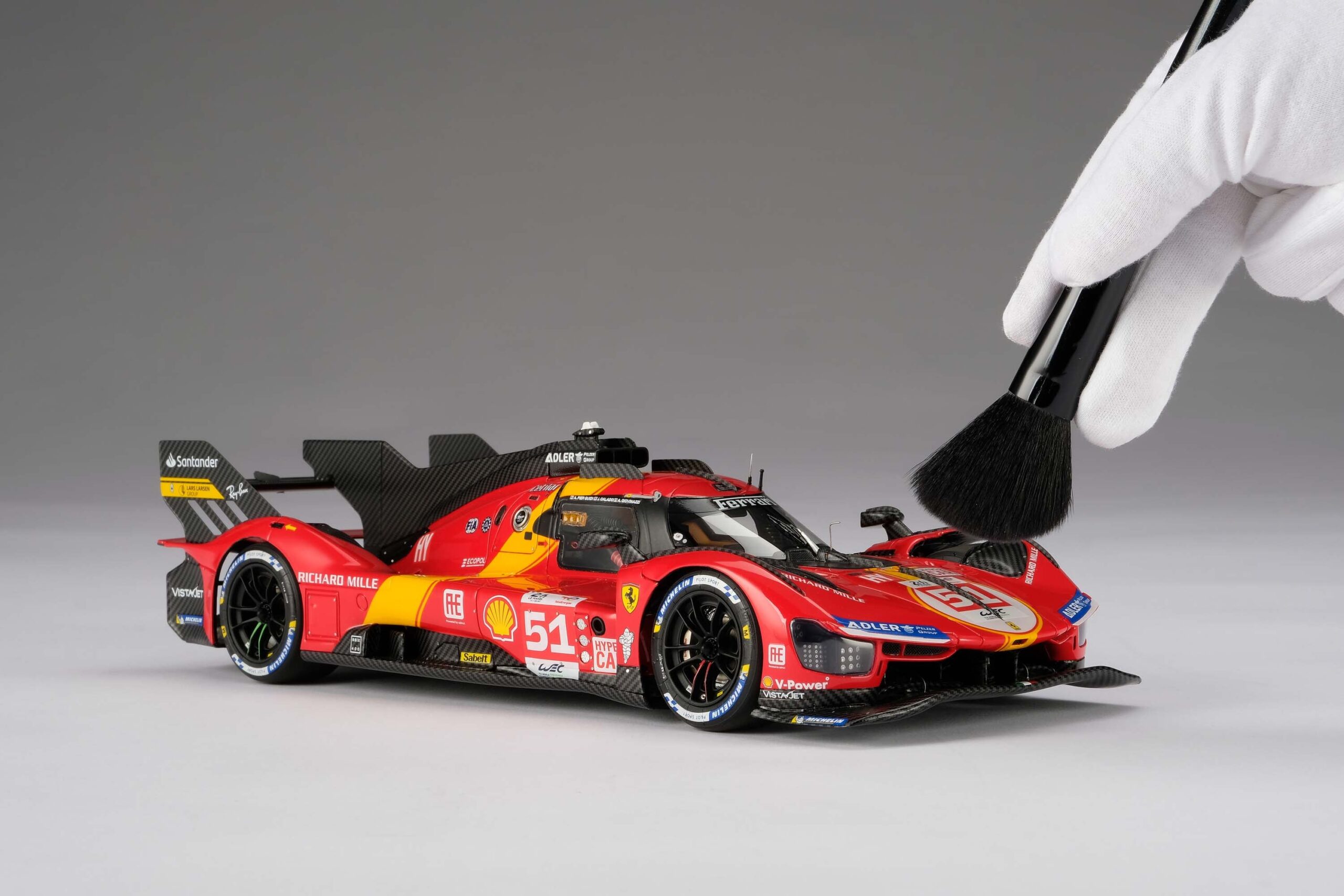 Amalgam Ferrari 499P 2023 Le Mans Winner #51 - Rot | 1:18 - 画像4