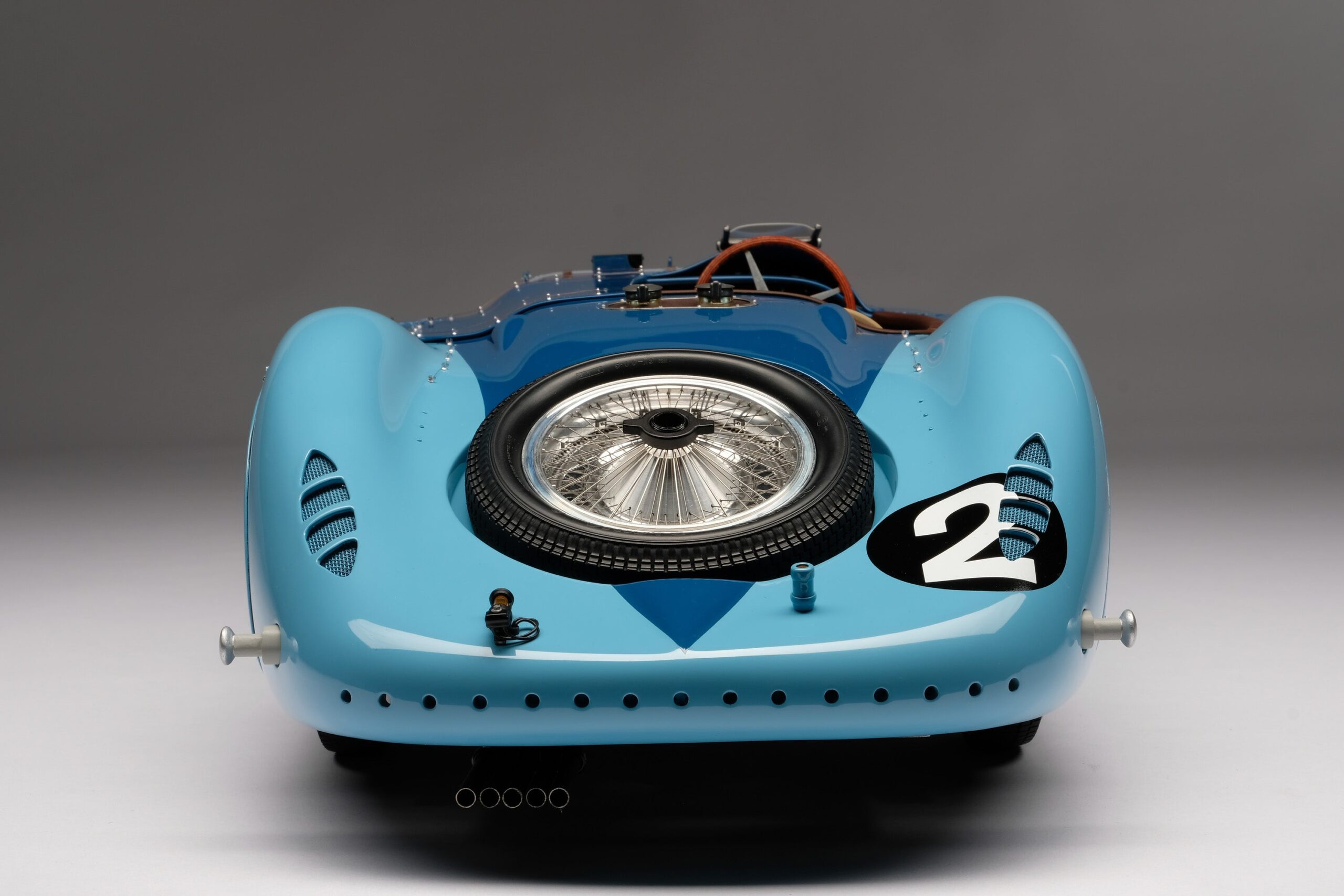 Amalgam Bugatti Type 57G "Tank" 1937 Le Mans Winner - Blau | 1:8 - 画像9
