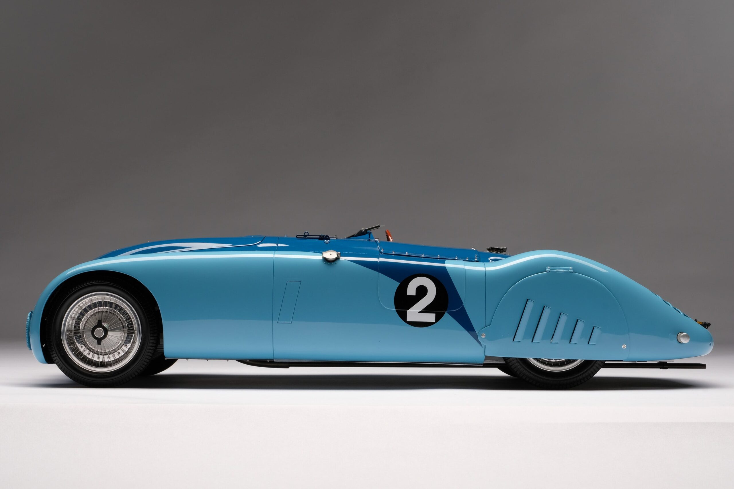 Amalgam Bugatti Type 57G "Tank" 1937 Le Mans Winner - Blau | 1:8 - 画像14