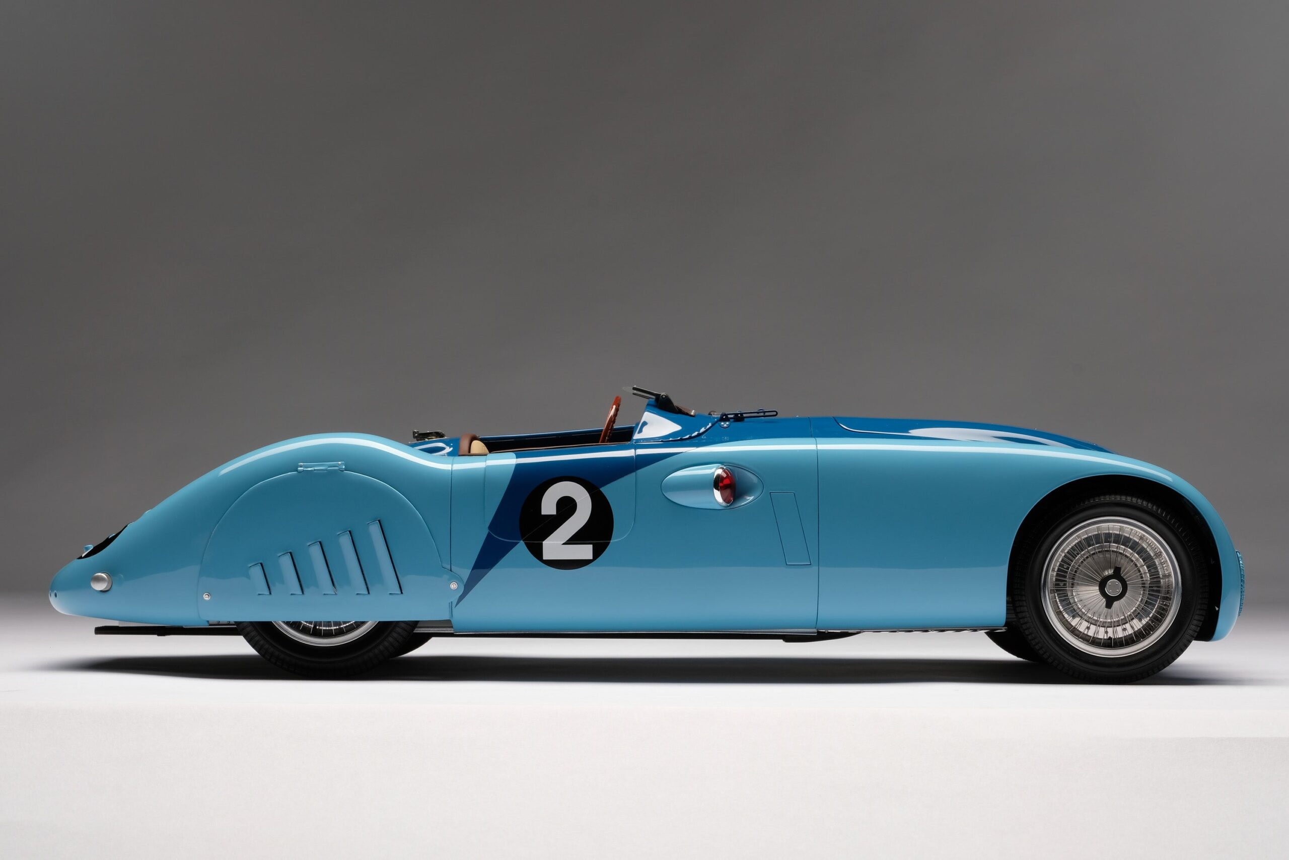 Amalgam Bugatti Type 57G "Tank" 1937 Le Mans Winner - Blau | 1:8 - 画像15