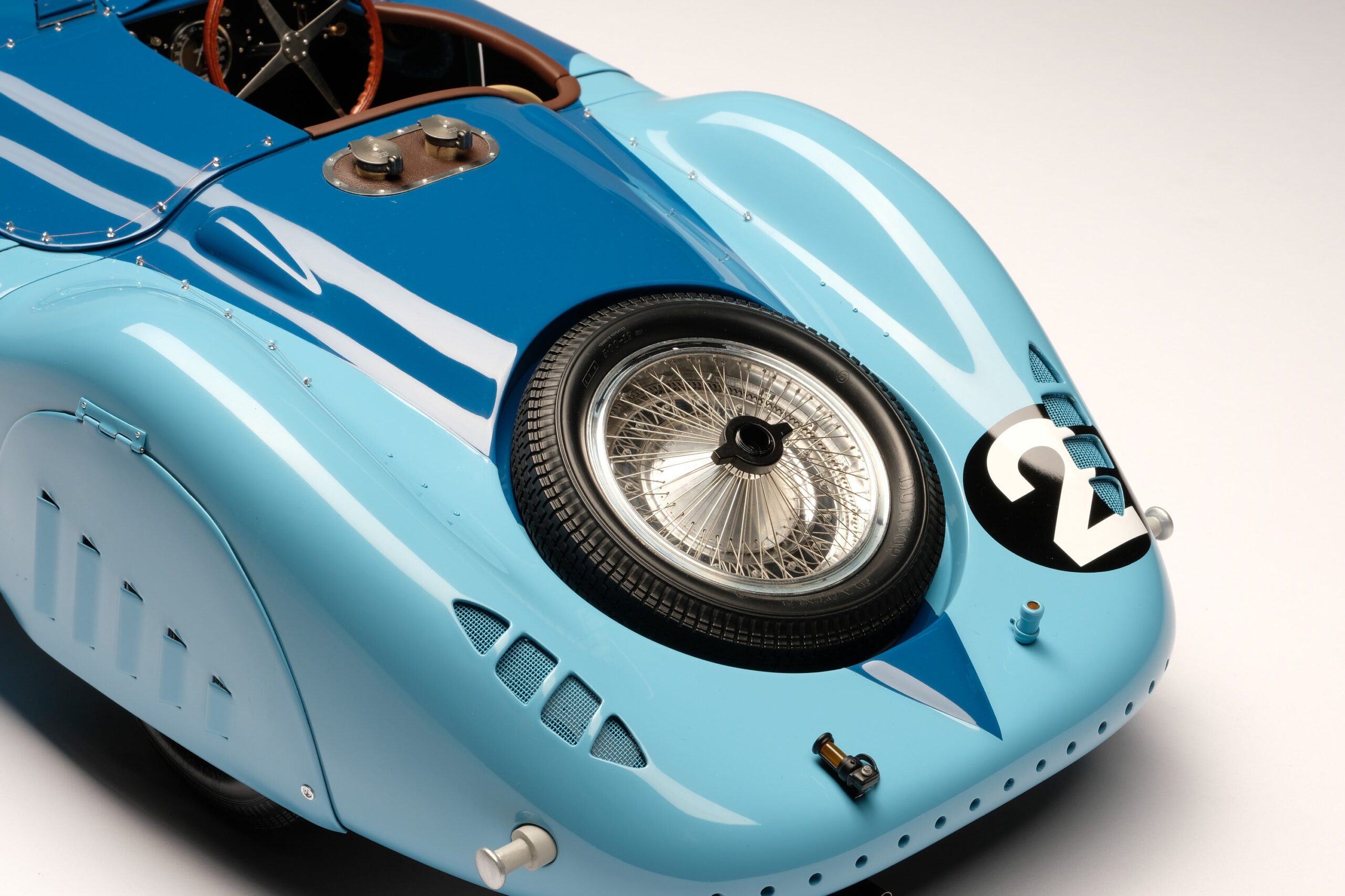 Amalgam Bugatti Type 57G "Tank" 1937 Le Mans Winner - Blau | 1:8 - 画像11