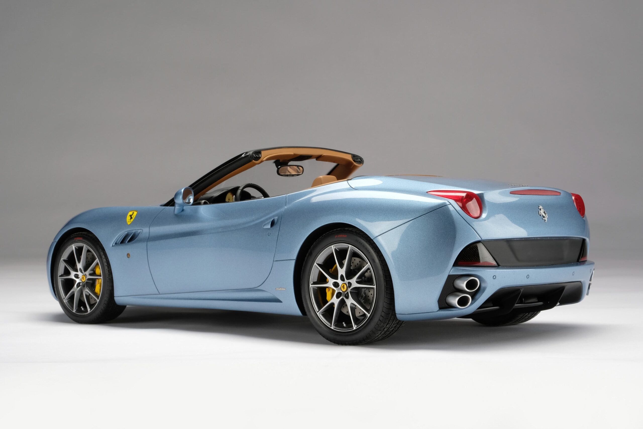 Amalgam Ferrari California (2008) - Rot, Blau | 1:8 - Image 42