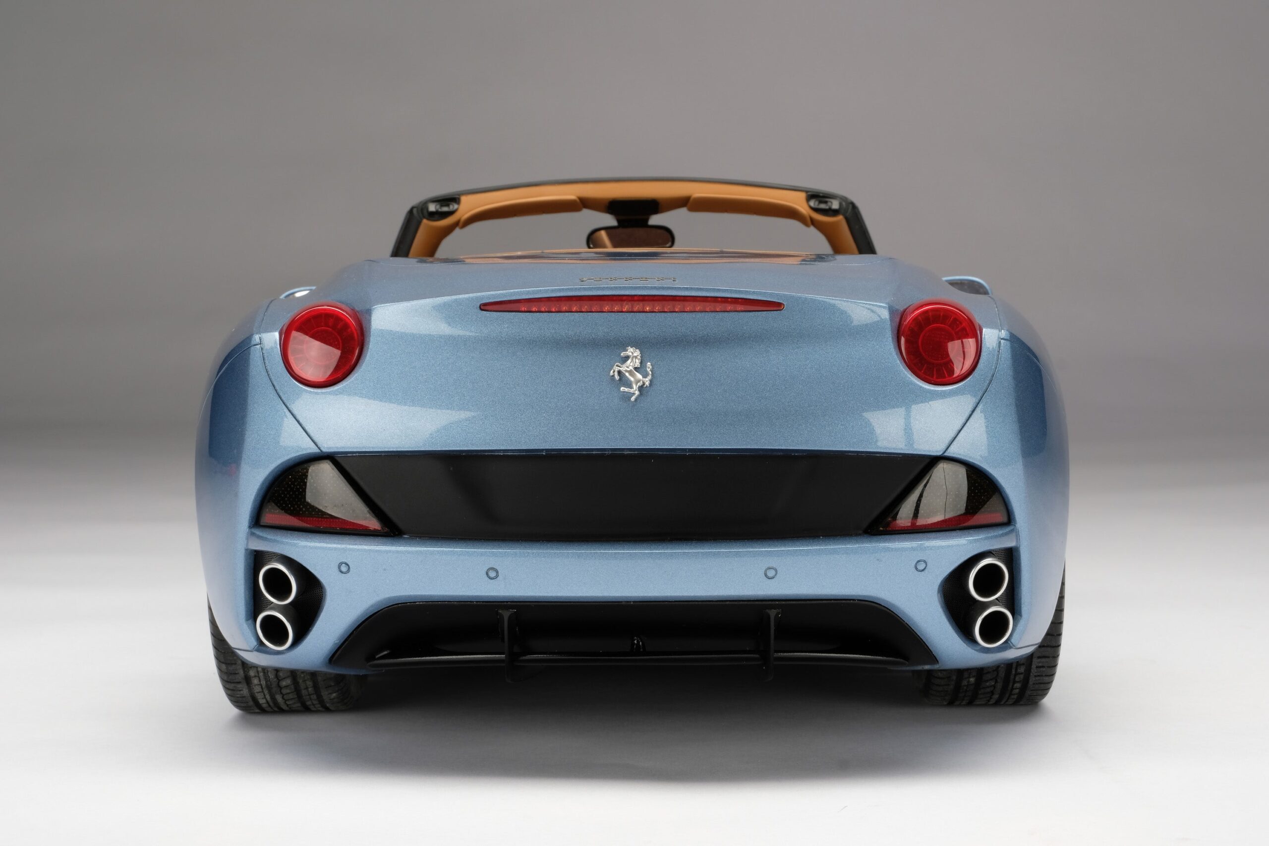 Amalgam Ferrari California (2008) - Rot, Blau | 1:8 - Image 38