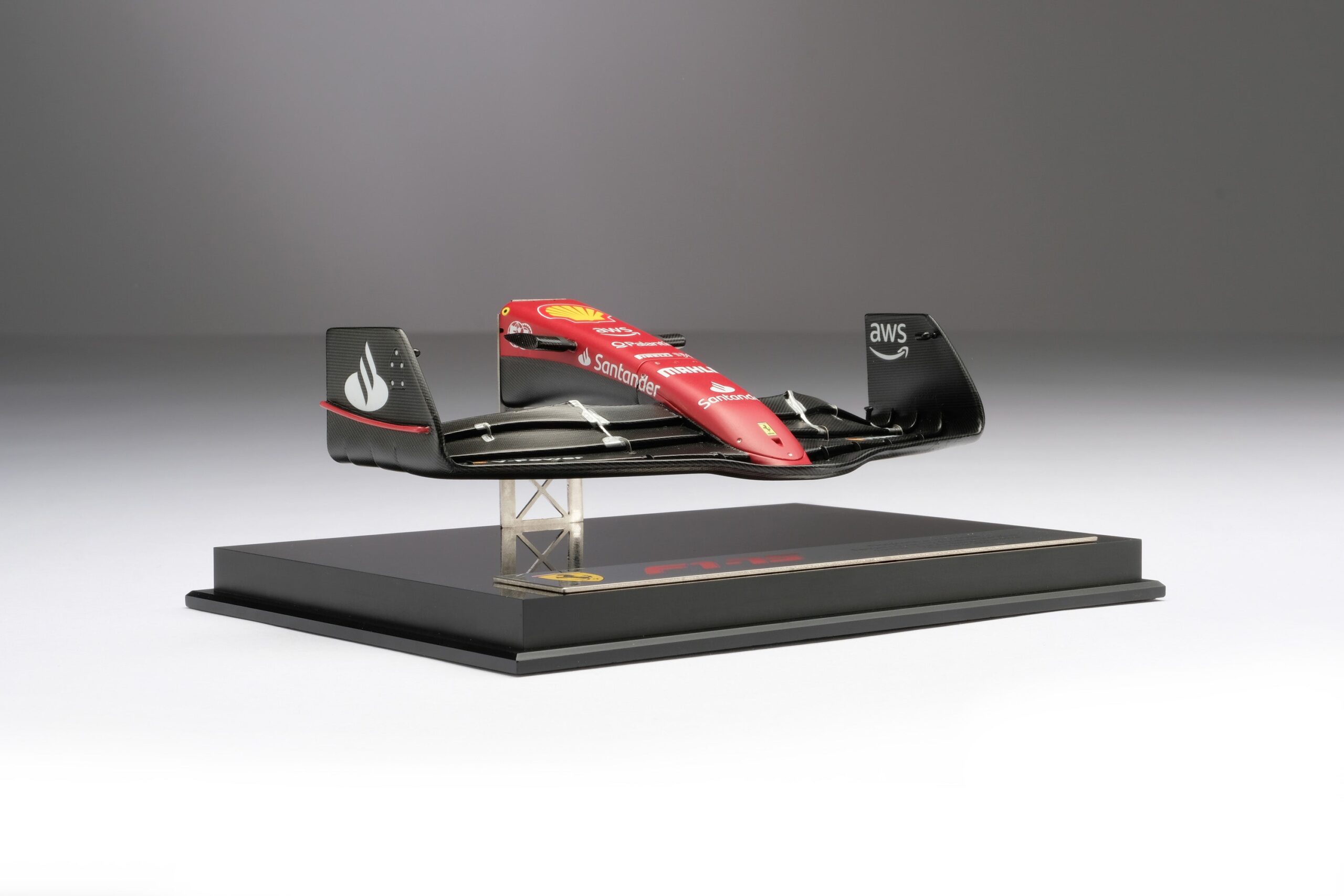 Amalgam Ferrari F1-75 Nosecone 2022 Bahrain Grand Prix - Rot | 1:12 - 画像11