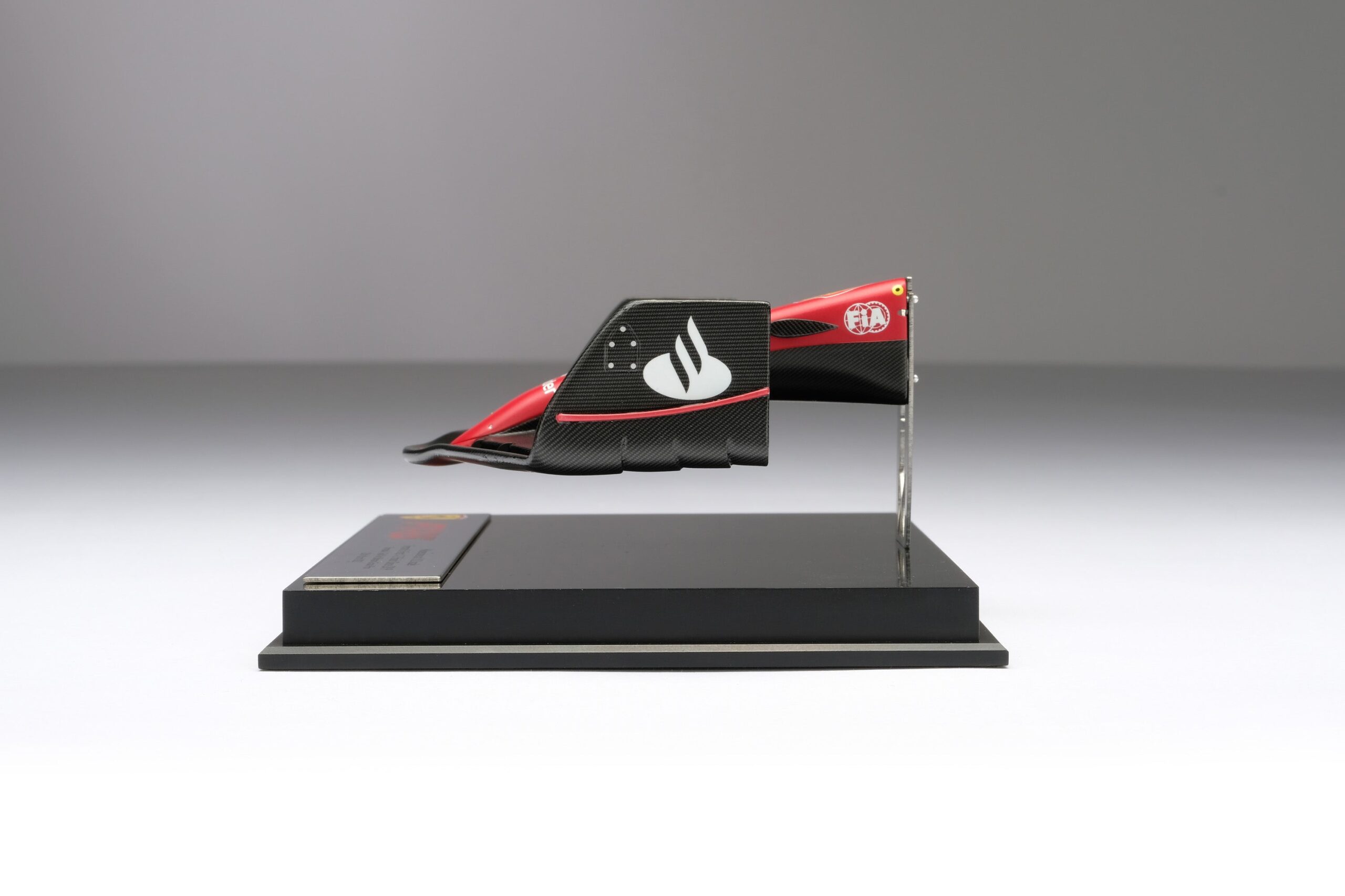 Amalgam Ferrari F1-75 Nosecone 2022 Bahrain Grand Prix - Rot | 1:12 - 画像8