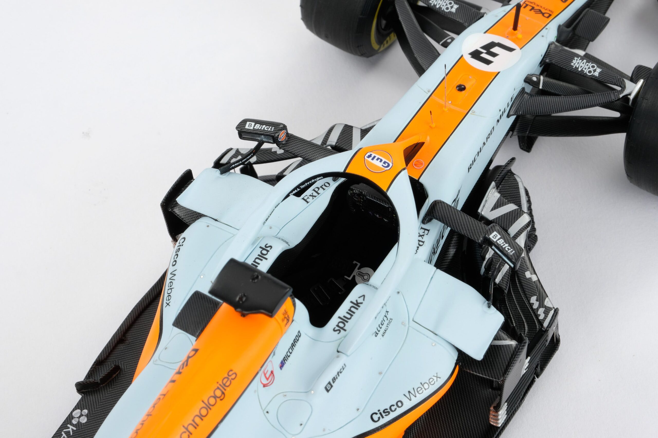 Amalgam McLaren MCL35M 2021 Monaco Grand Prix - Hellblau/Orange | 1:18 - Image 17
