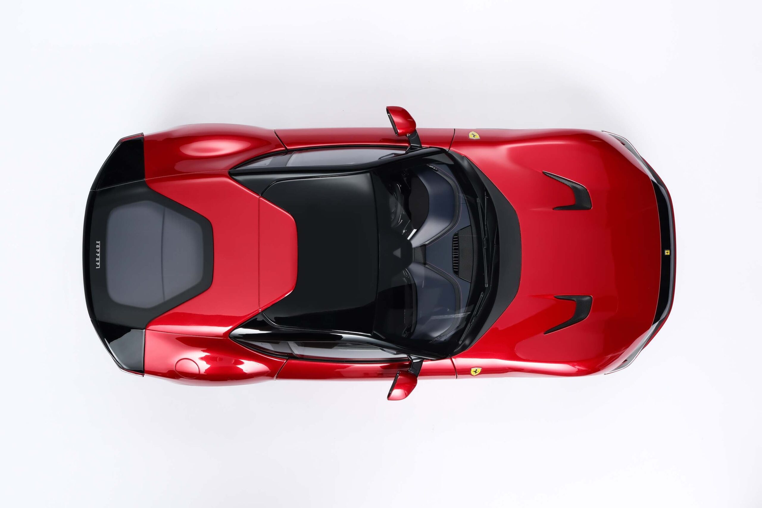 Amalgam Ferrari 12Cilindri - Rot | 1:8 - 画像24