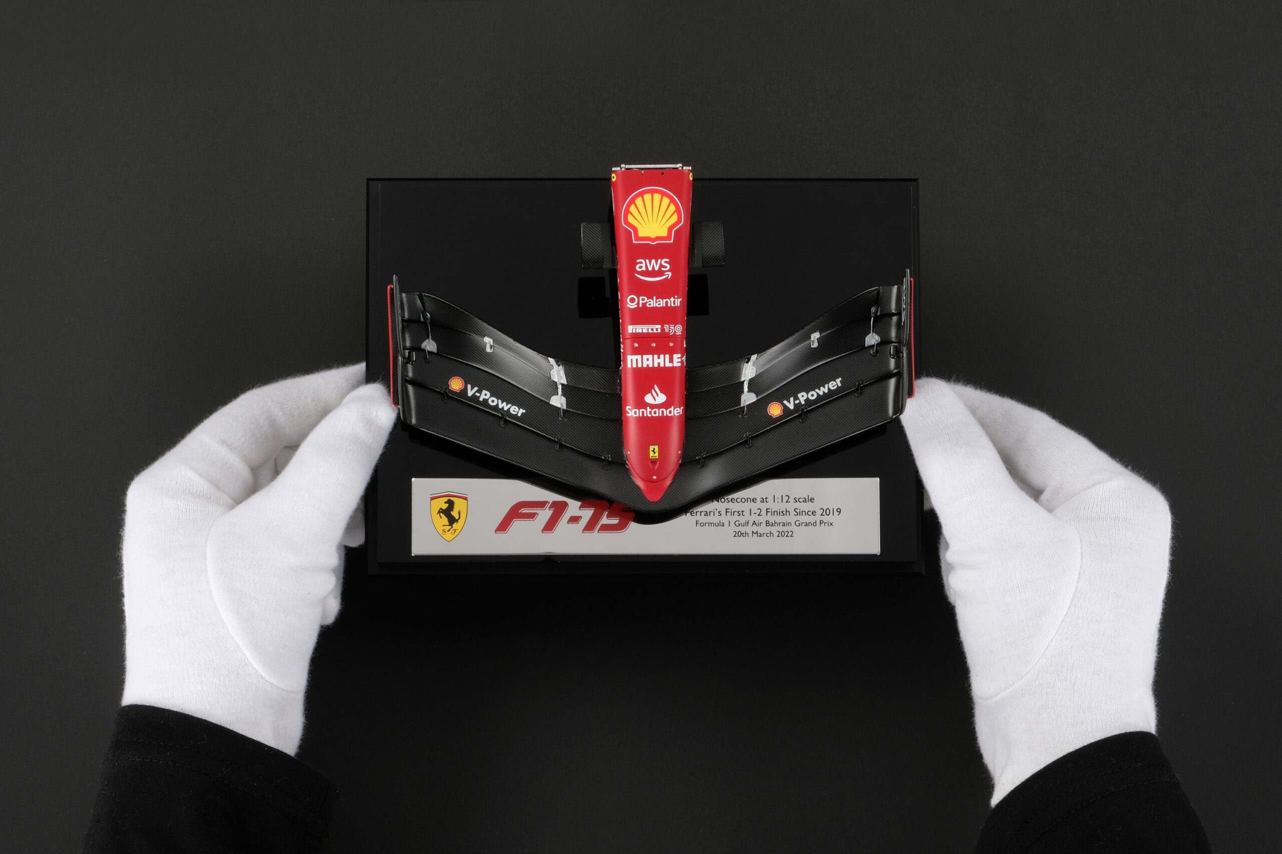 Amalgam Ferrari F1-75 Nosecone 2022 Bahrain Grand Prix - Rot | 1:12 - 画像16