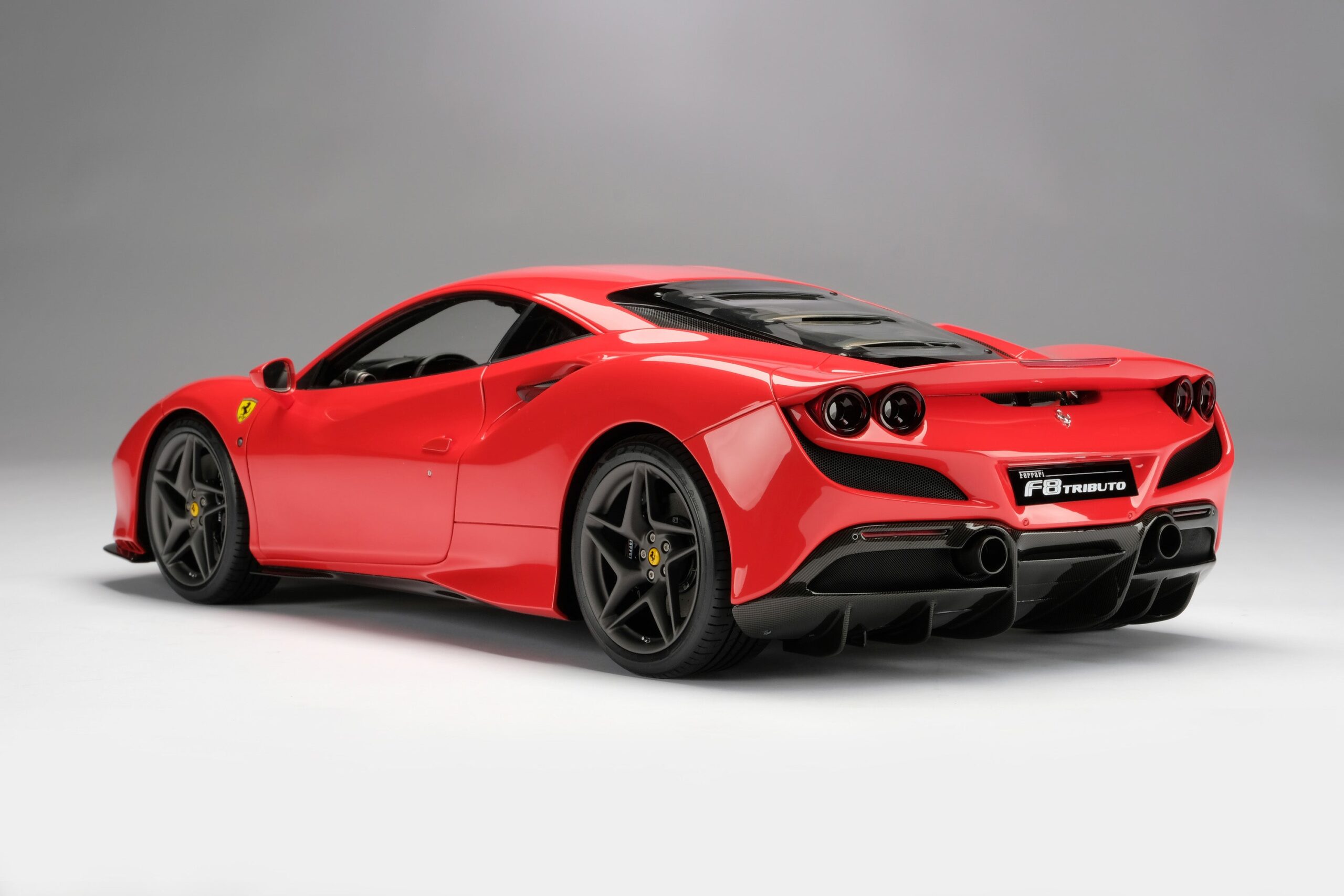 Amalgam Ferrari F8 Tributo (2019) | 1:8 – Bild 17