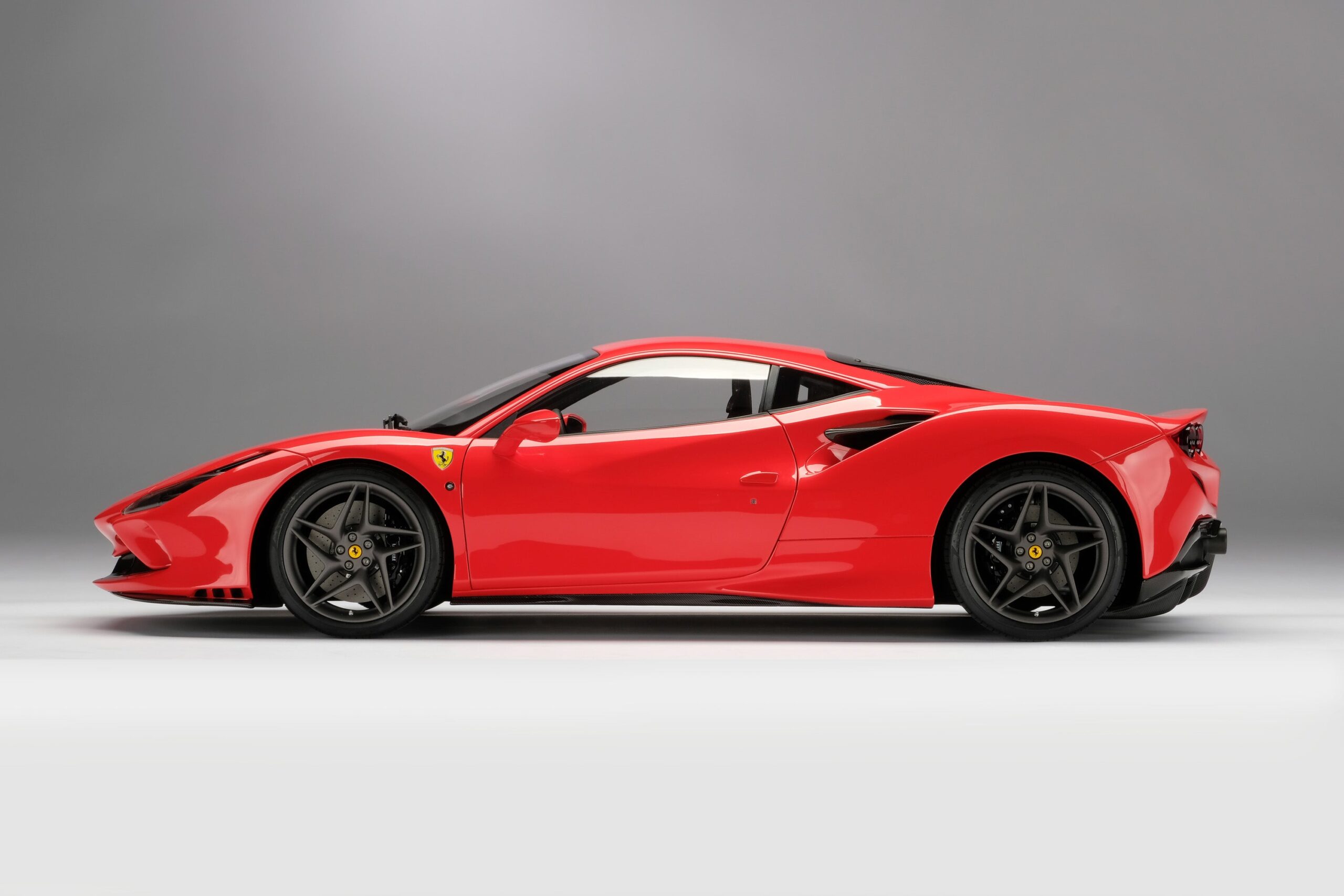 Amalgam Ferrari F8 Tributo (2019) | 1:8 – Bild 16
