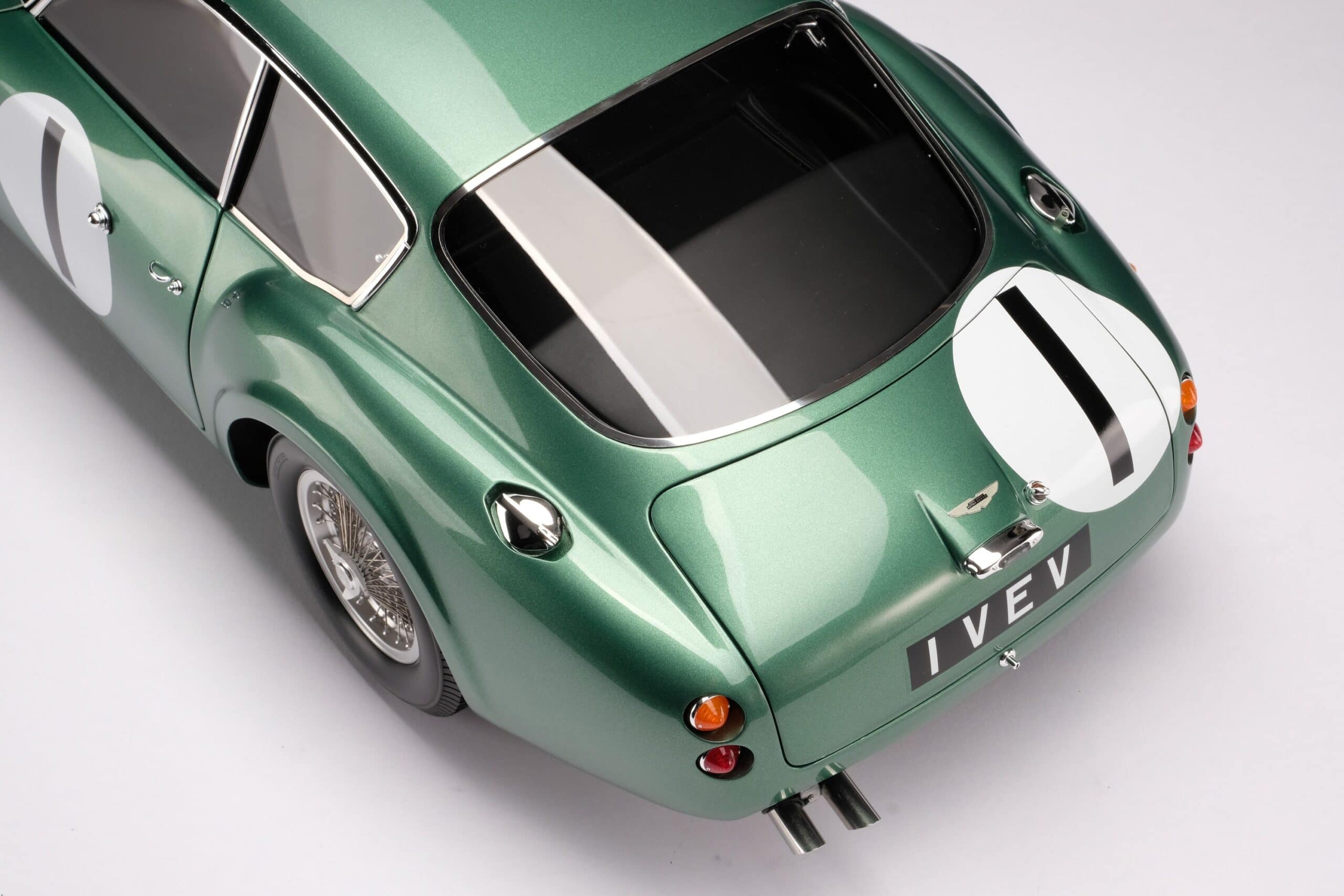 Amalgam Aston Martin DB4 GT Zagato 1961 Goodwood TT Salvadori - Grün | 1:8 - Image 27