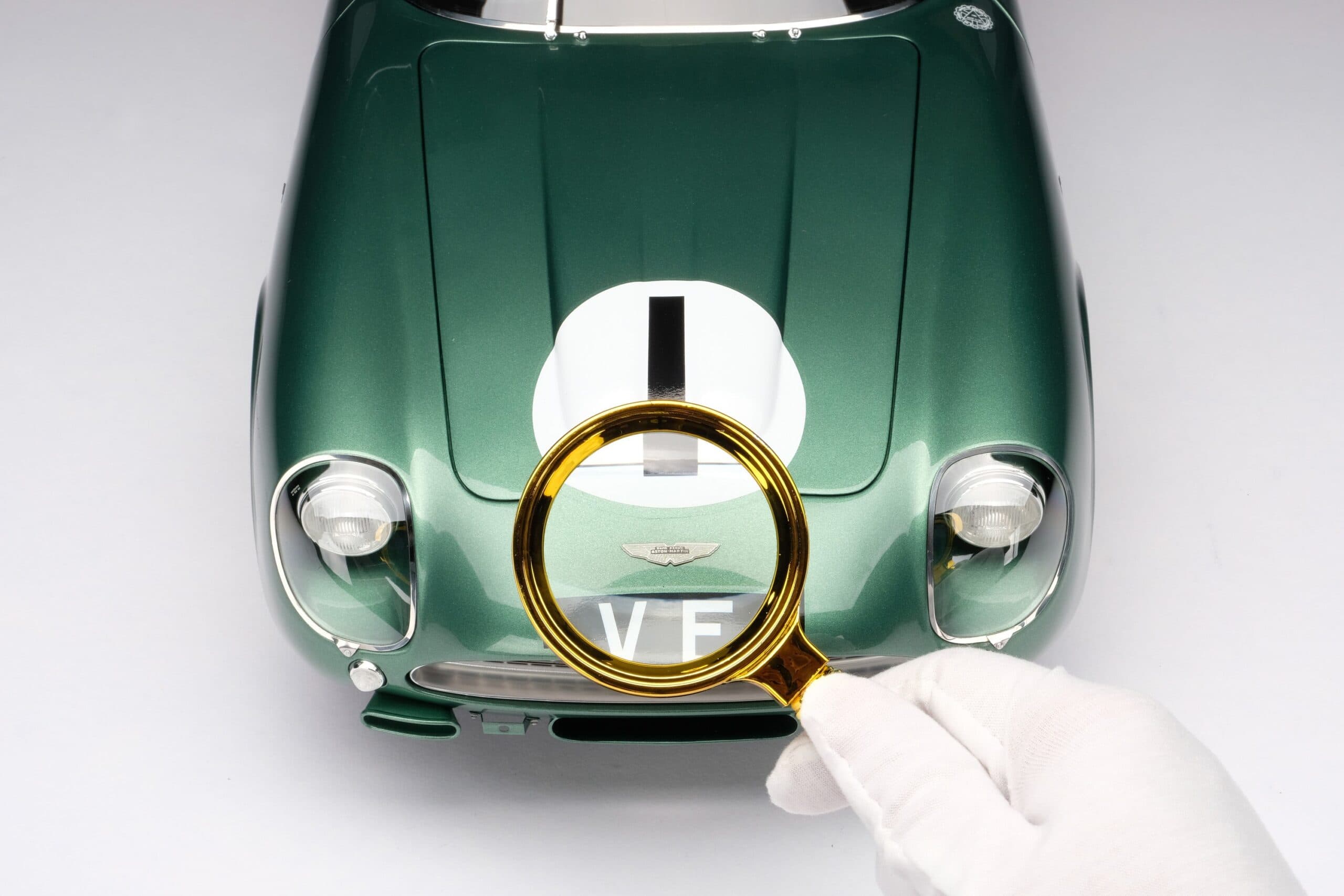 Amalgam Aston Martin DB4 GT Zagato 1961 Goodwood TT Salvadori - Grün | 1:8 - Image 10