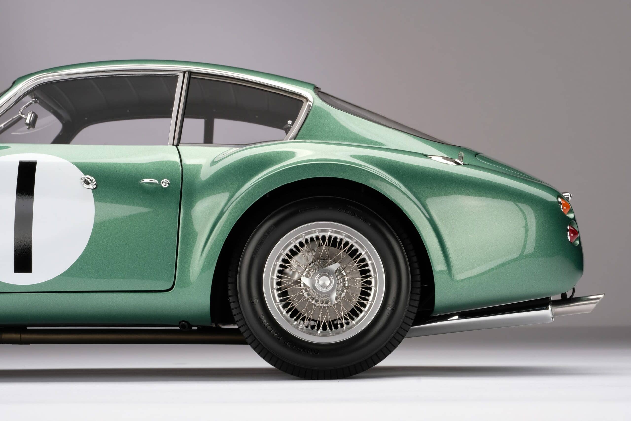 Amalgam Aston Martin DB4 GT Zagato 1961 Goodwood TT Salvadori - Grün | 1:8 - Image 19