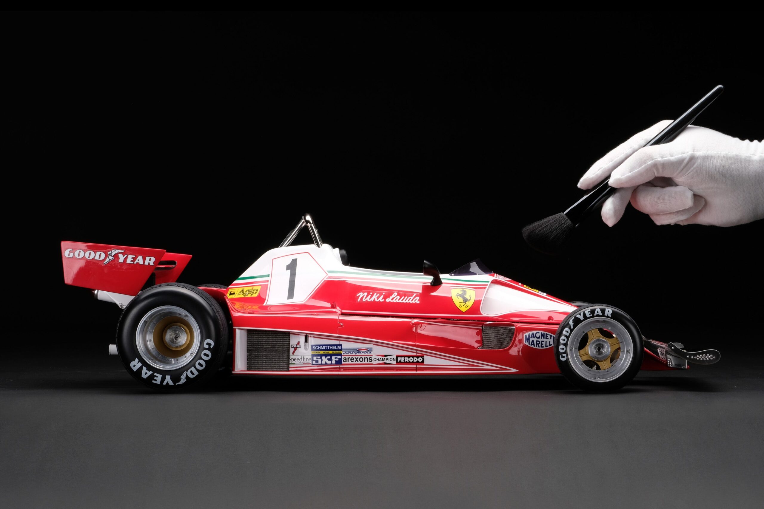 Amalgam Ferrari 312 T2 (1976) Niki Lauda - Rot | 1:8 - Image 3