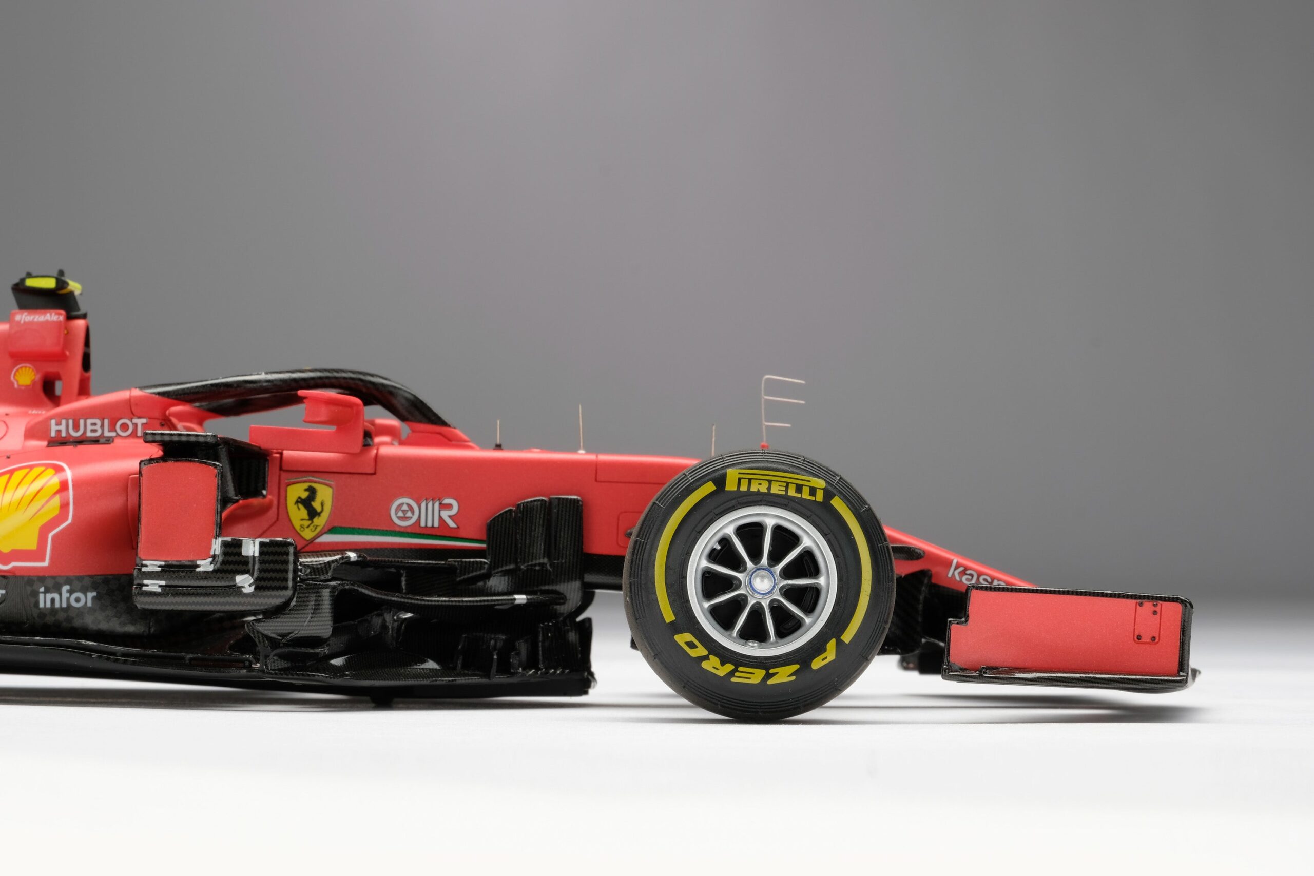 Amalgam Ferrari SF1000 2020 Formel 1 Saison - Rot | 1:18 - Image 16