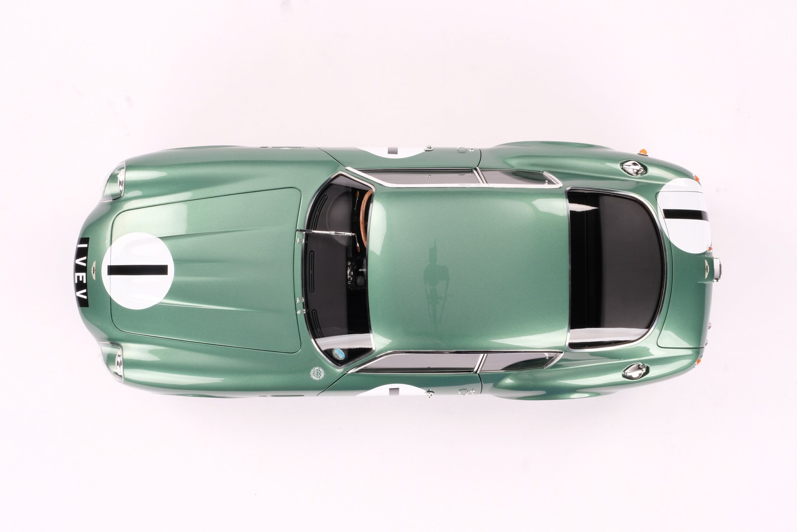 Amalgam Aston Martin DB4 GT Zagato 1961 Goodwood TT Salvadori - Grün | 1:8 - Image 28
