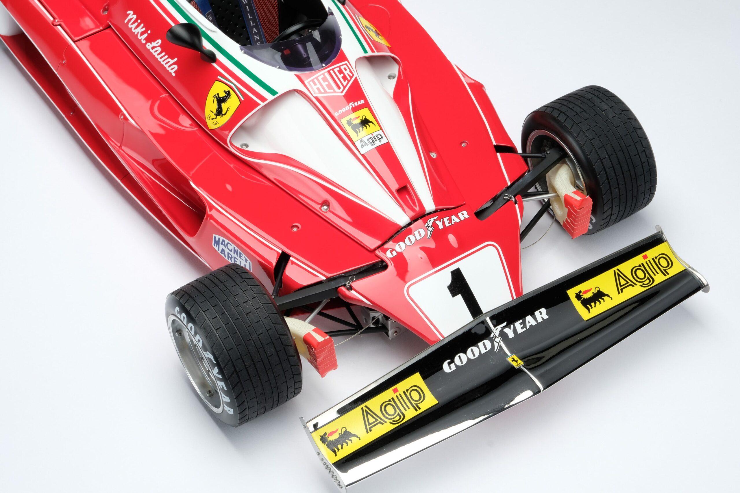 Amalgam Ferrari 312 T2 (1976) Niki Lauda - Rot | 1:8 - Image 11
