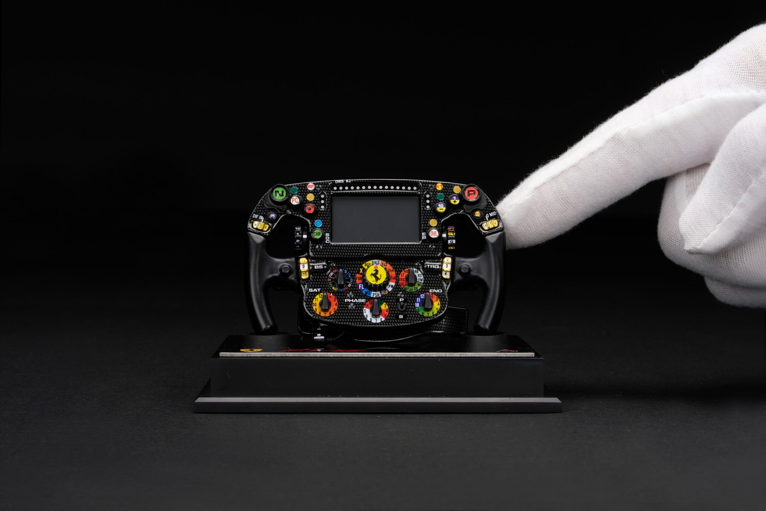 Amalgam Ferrari F1-75 Lenkrad (2022) | 1:4 - Image 3