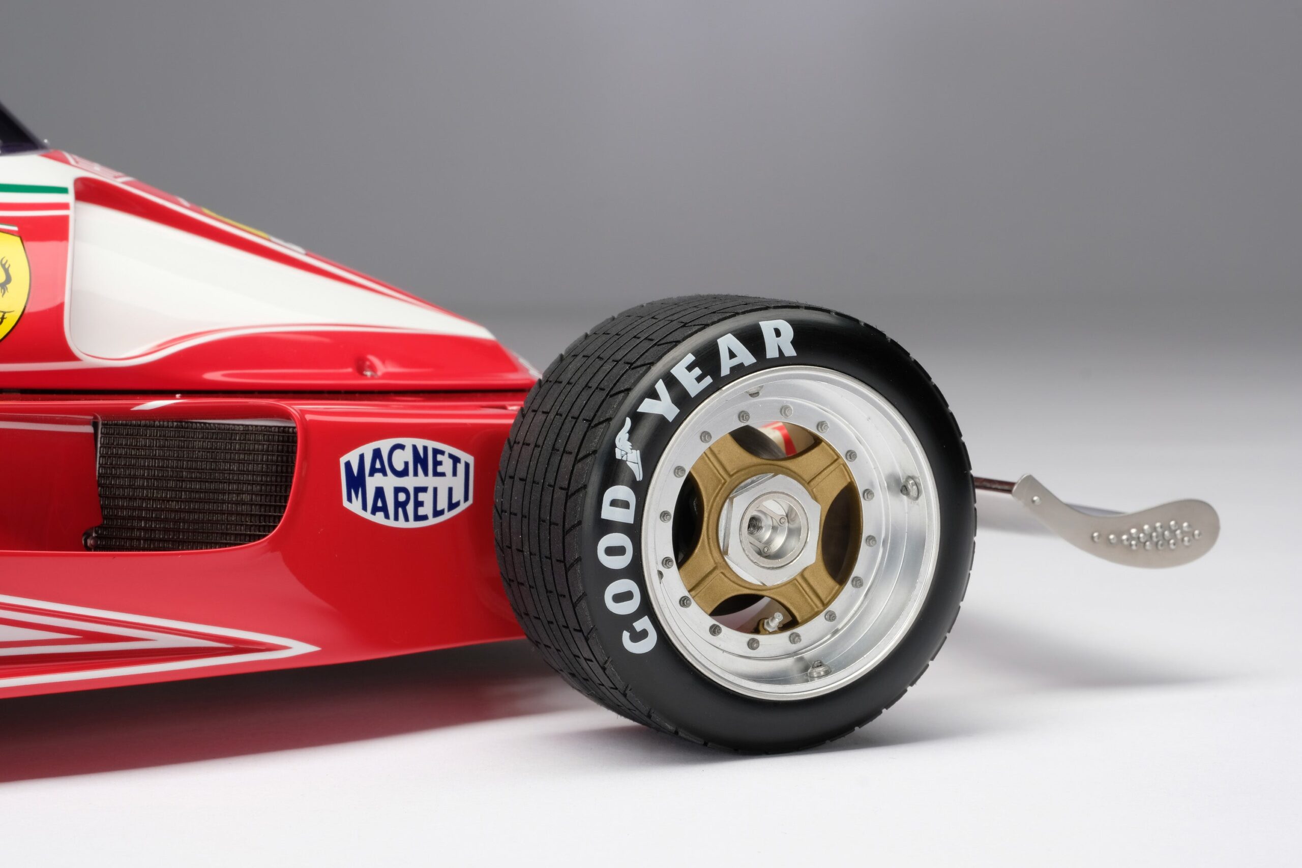 Amalgam Ferrari 312 T2 (1976) Niki Lauda - Rot | 1:8 - Image 13