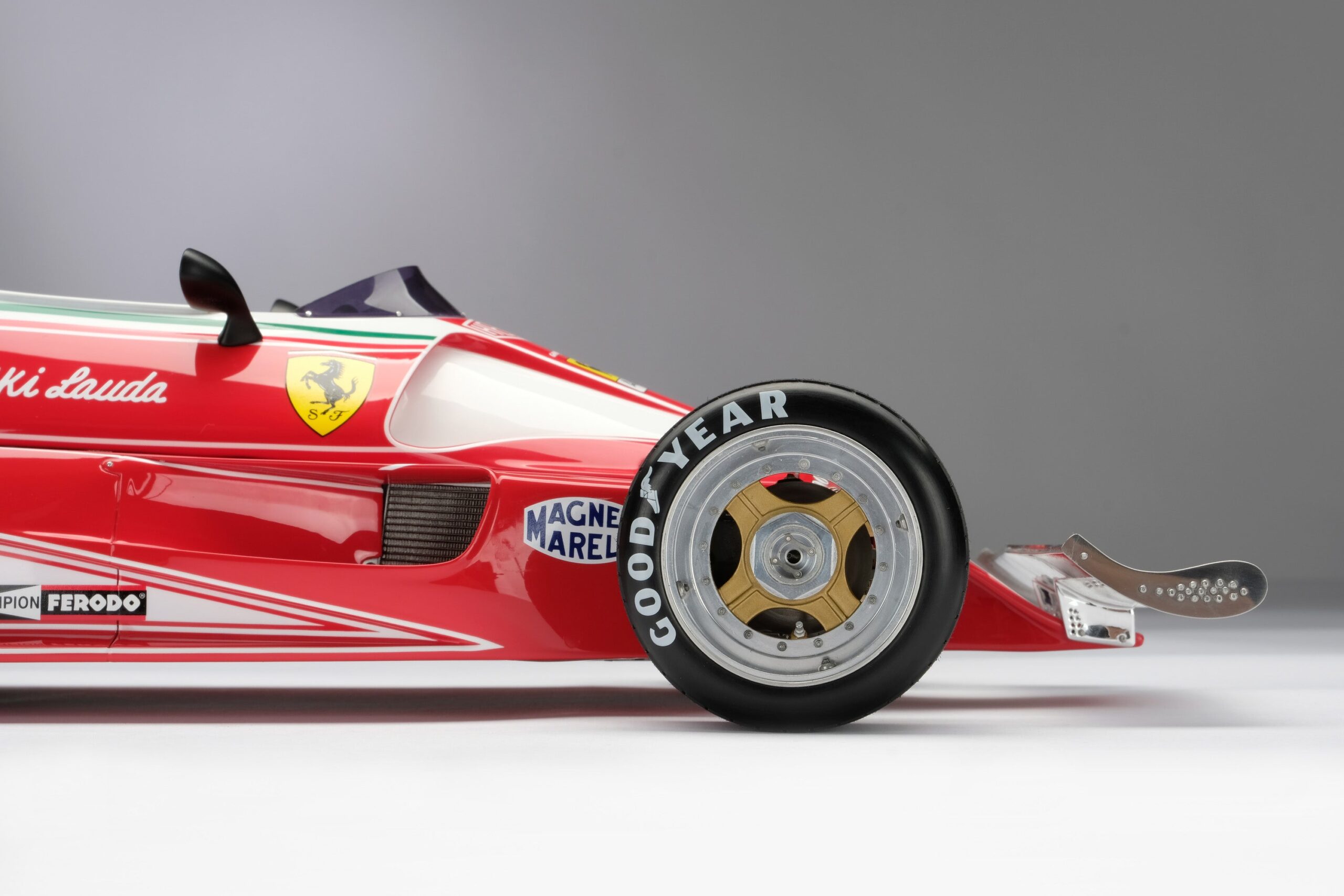 Amalgam Ferrari 312 T2 (1976) Niki Lauda - Rot | 1:8 - Image 17