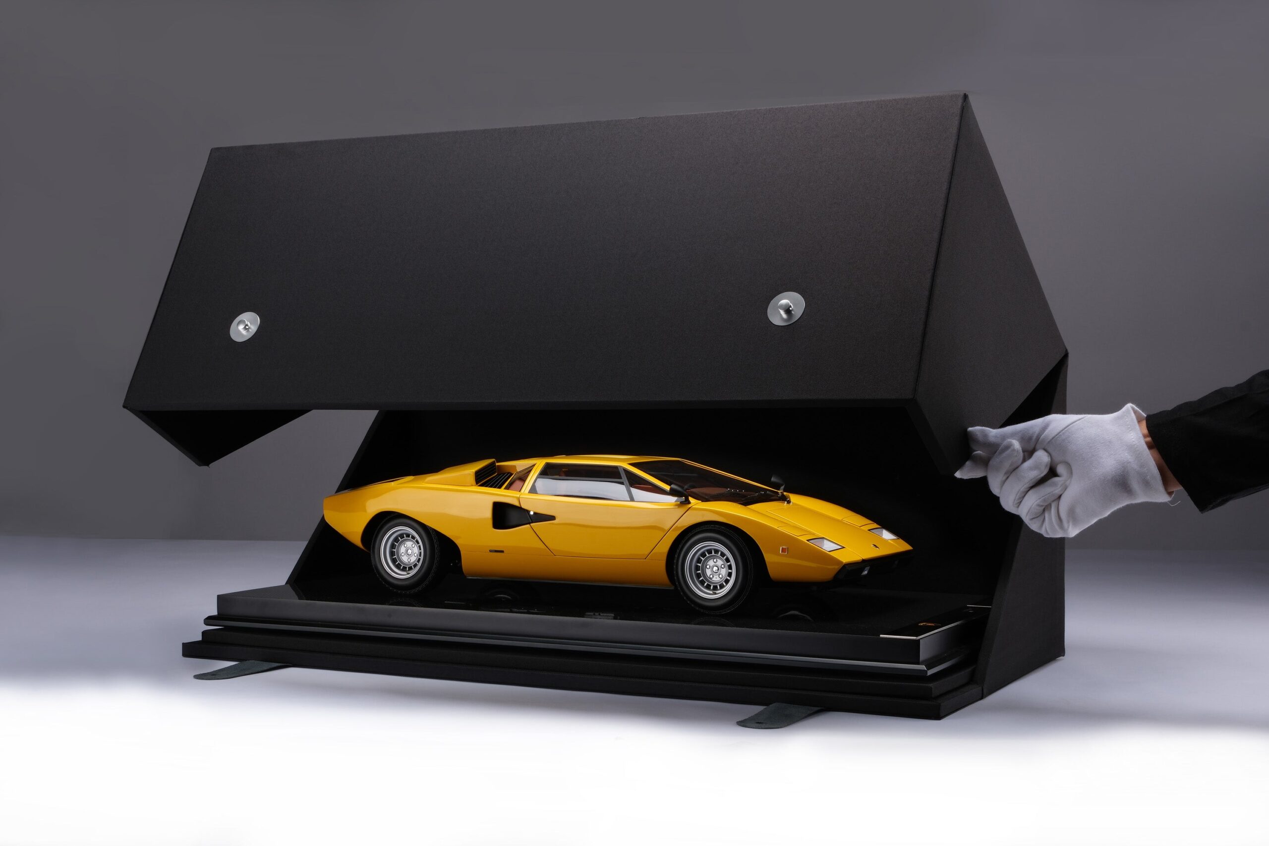 Amalgam Lamborghini Countach LP400 (1974) | 1:8 - 画像21