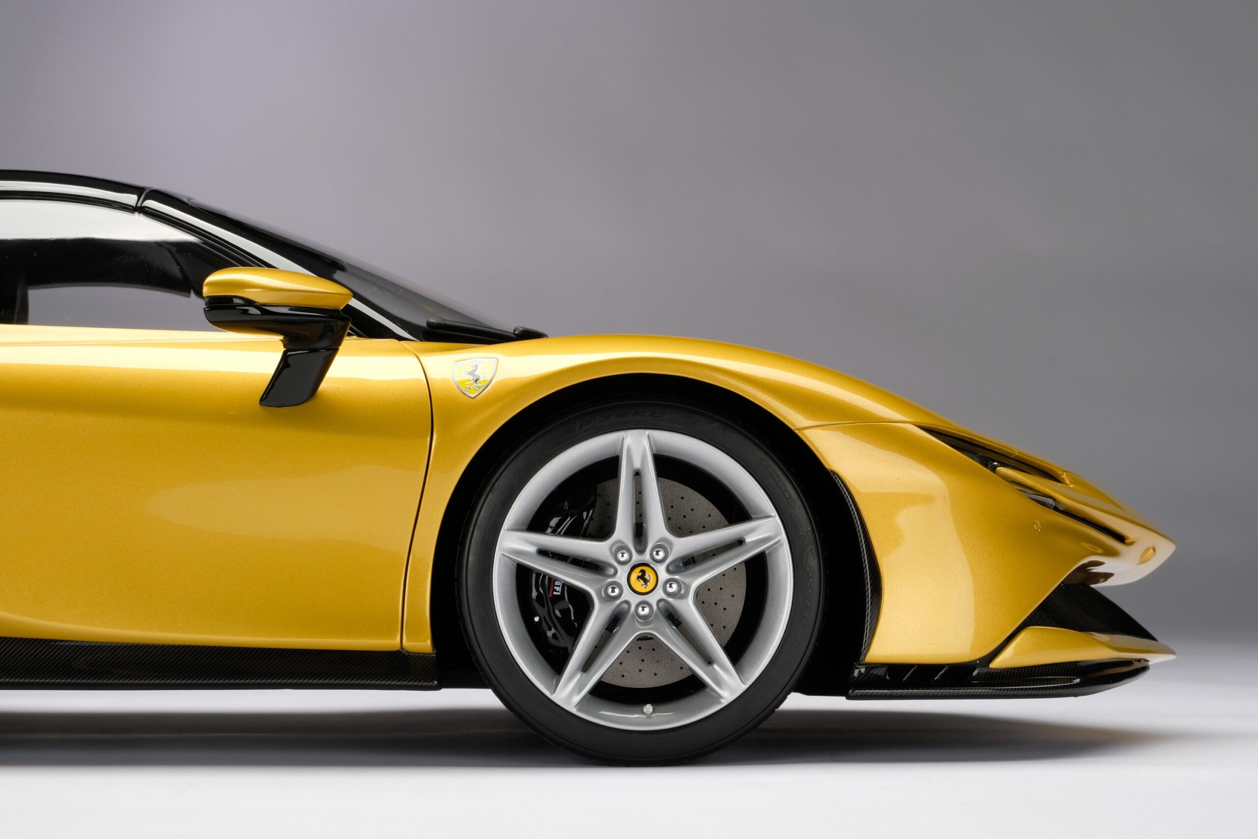 Amalgam Ferrari SF90 Spider (2020) | 1:8 - Image 19