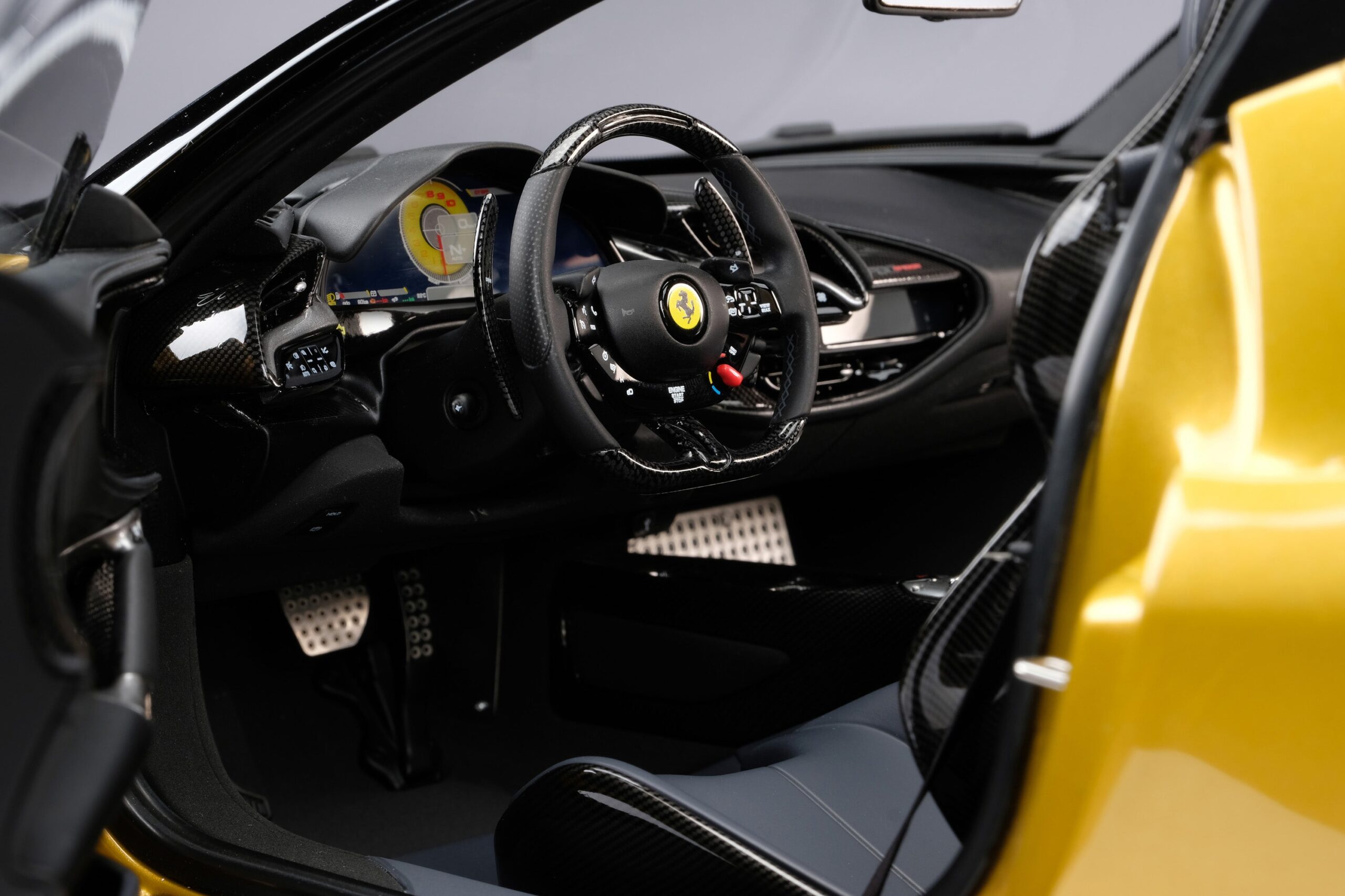 Amalgam Ferrari SF90 Spider (2020) | 1:8 - Image 4