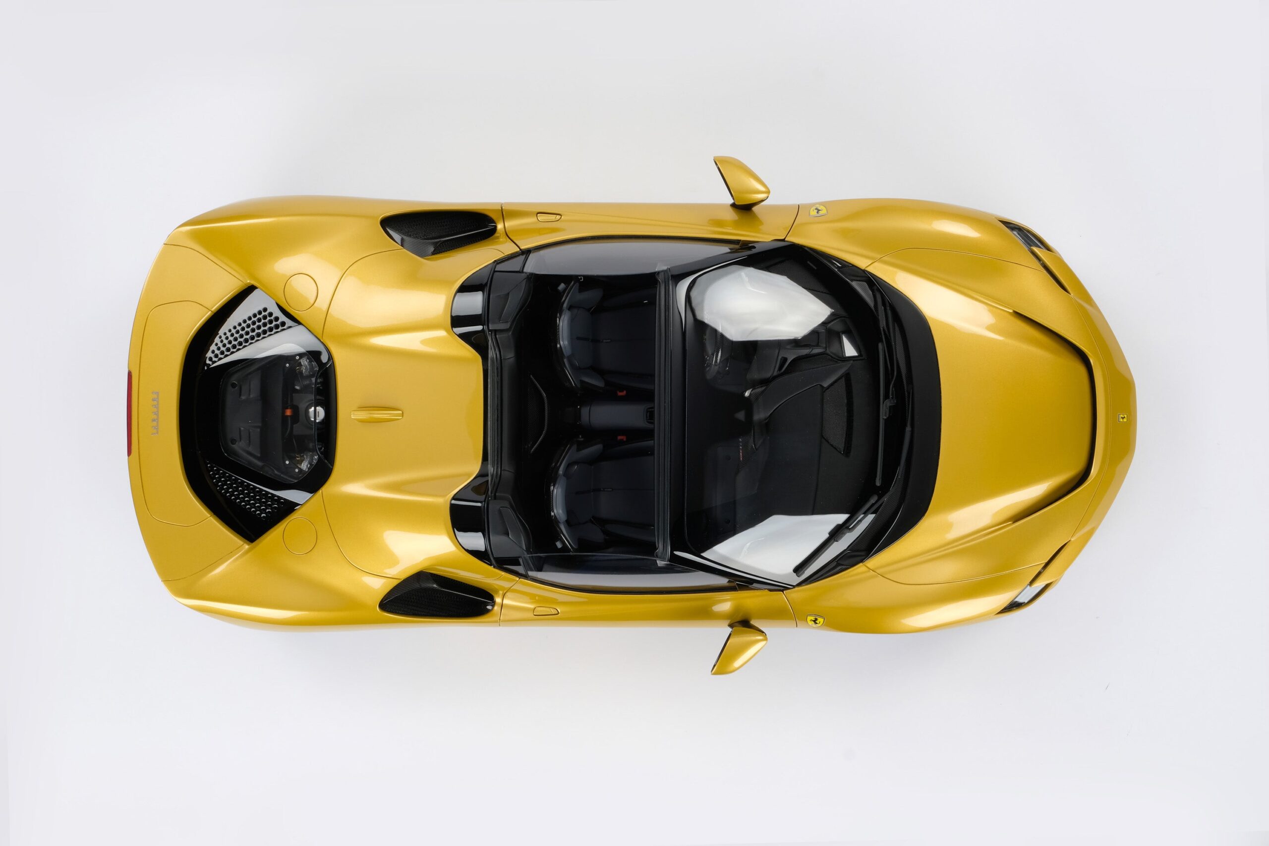 Amalgam Ferrari SF90 Spider (2020) | 1:8 - Image 21