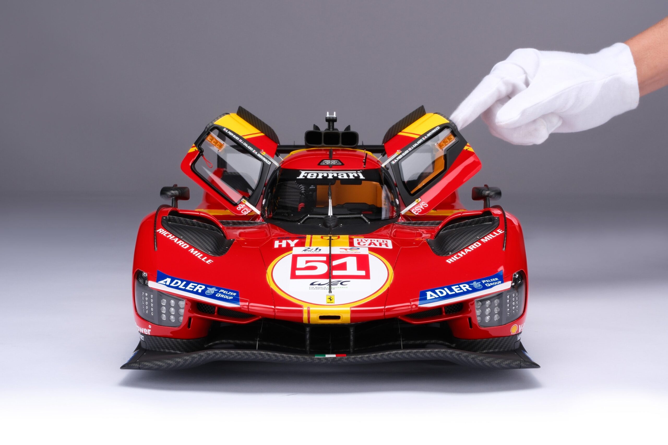 Amalgam Ferrari 499P 2023 Le Mans - Rot | 1:8 - 画像16