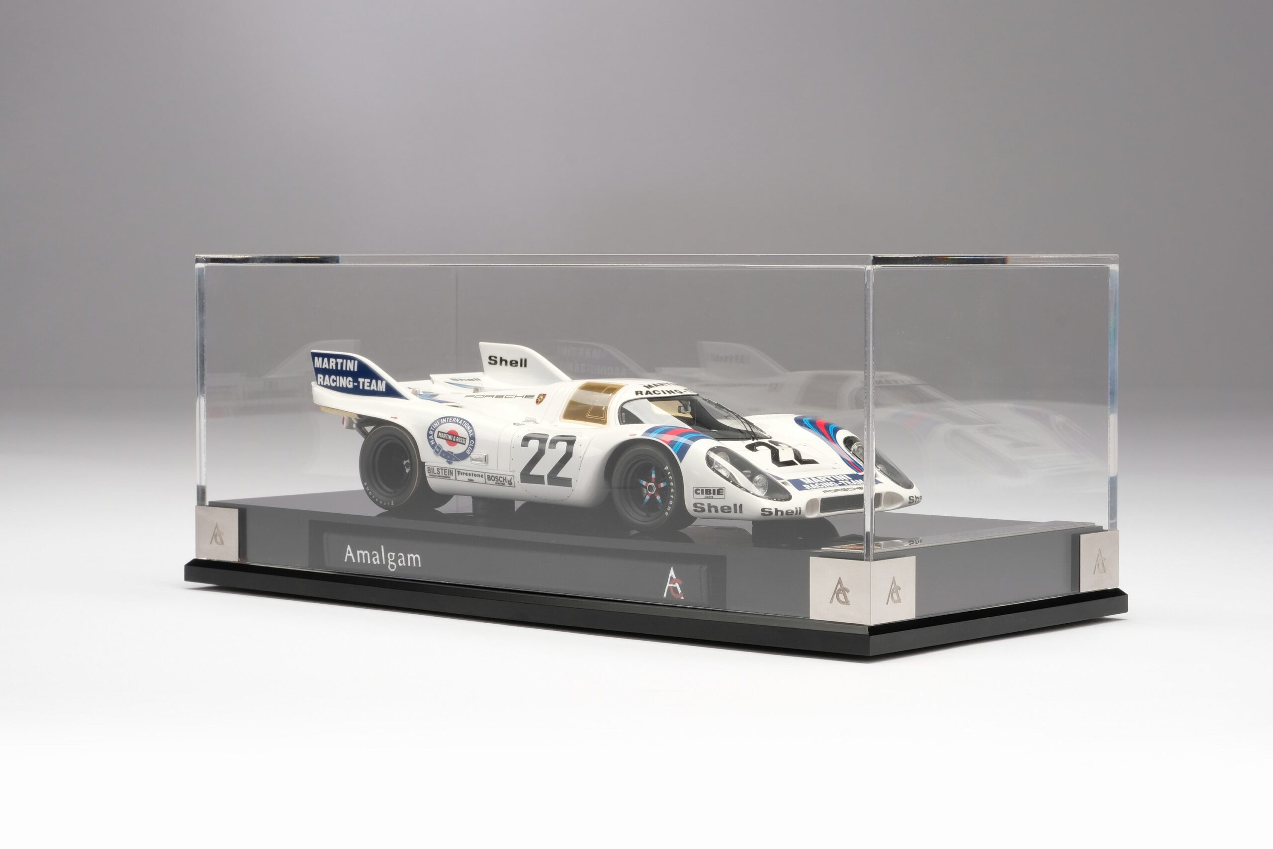 Amalgam Porsche 917 KH 1971 Le Mans Winner Martini Livery | 1:18 - Imagen 19