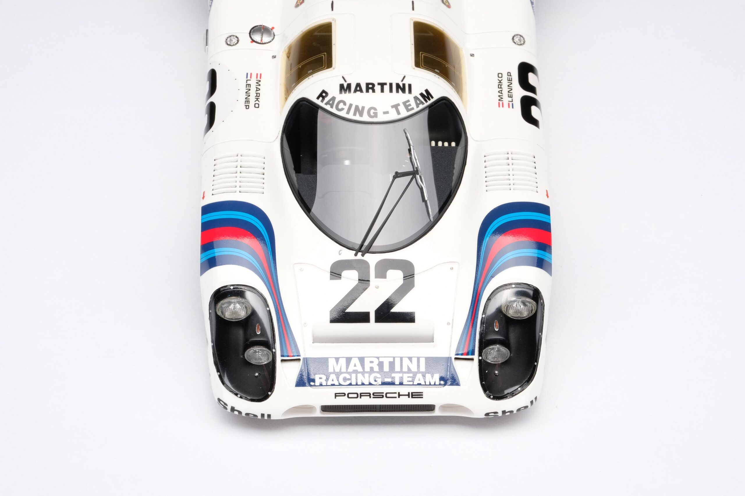 Amalgam Porsche 917 KH 1971 Le Mans Winner Martini Livery | 1:18 - Imagen 15