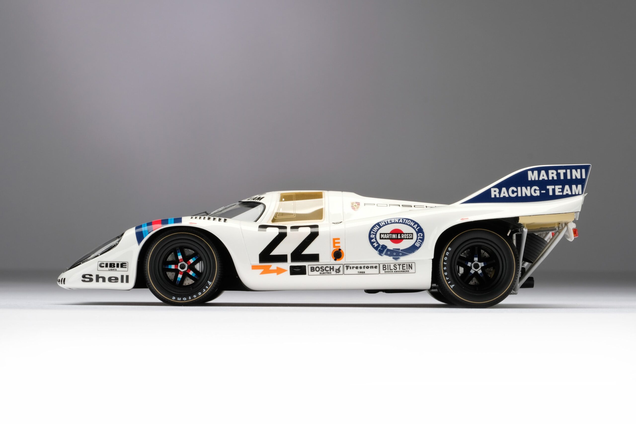 Amalgam Porsche 917 KH 1971 Le Mans Winner Martini Livery | 1:18 - Imagen 11
