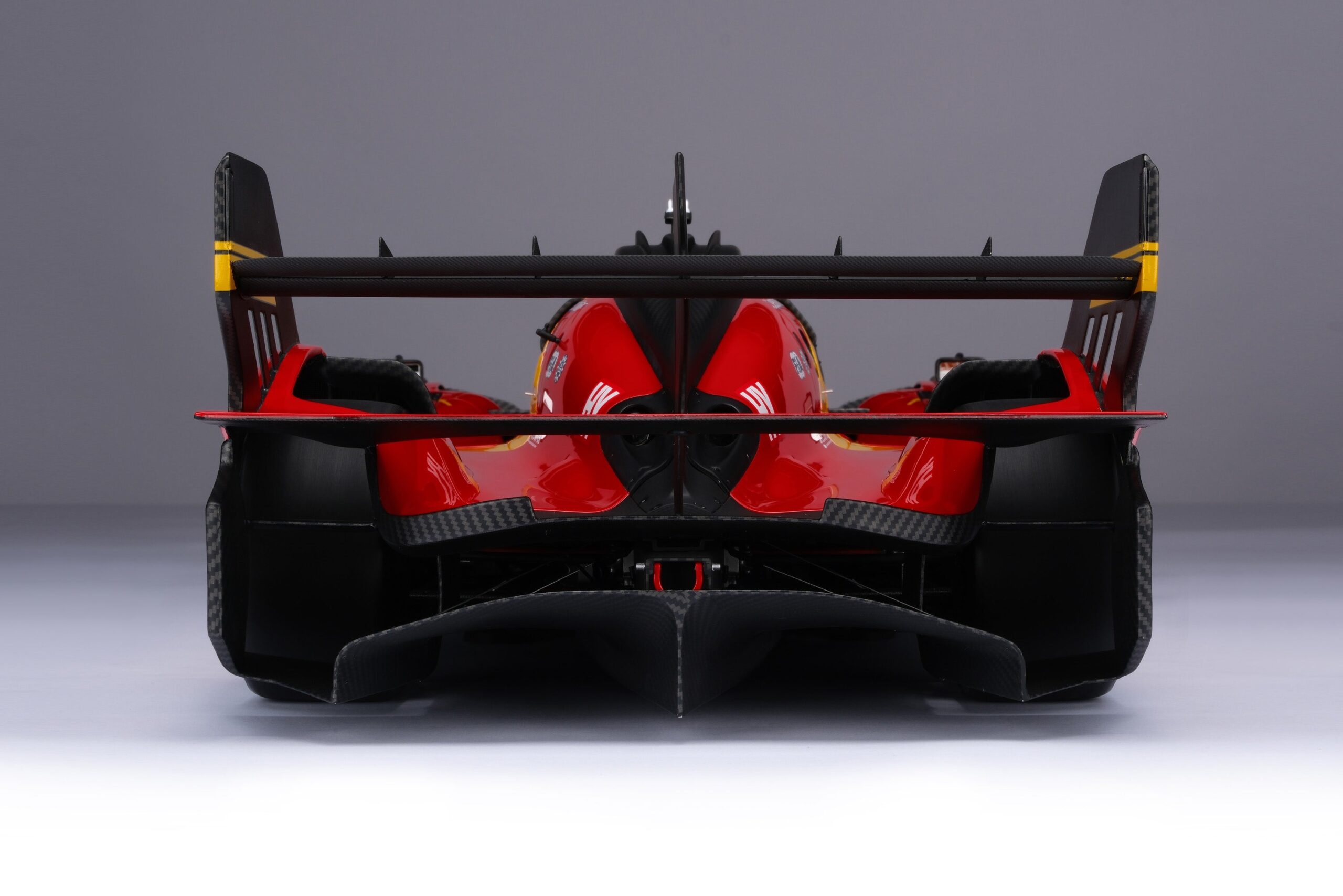 Amalgam Ferrari 499P 2023 Le Mans - Rot | 1:8 - 画像31