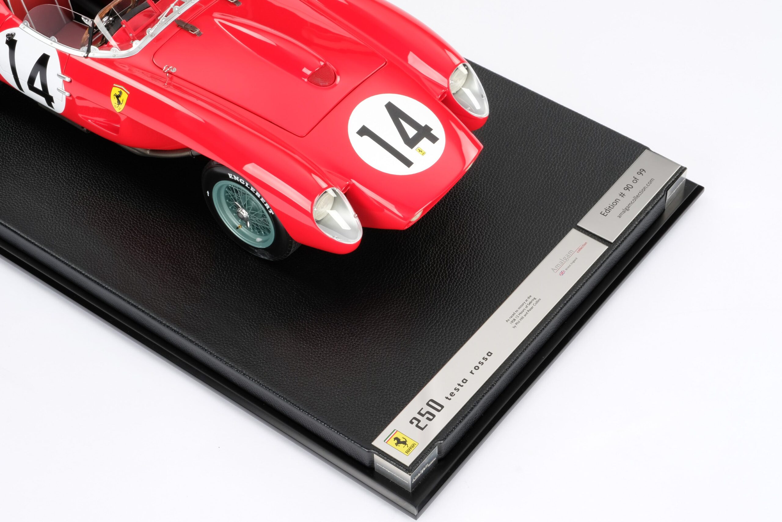Amalgam Ferrari 250 TR 1958 Sebring 12 Hours Winner | 1:8 - Image 24