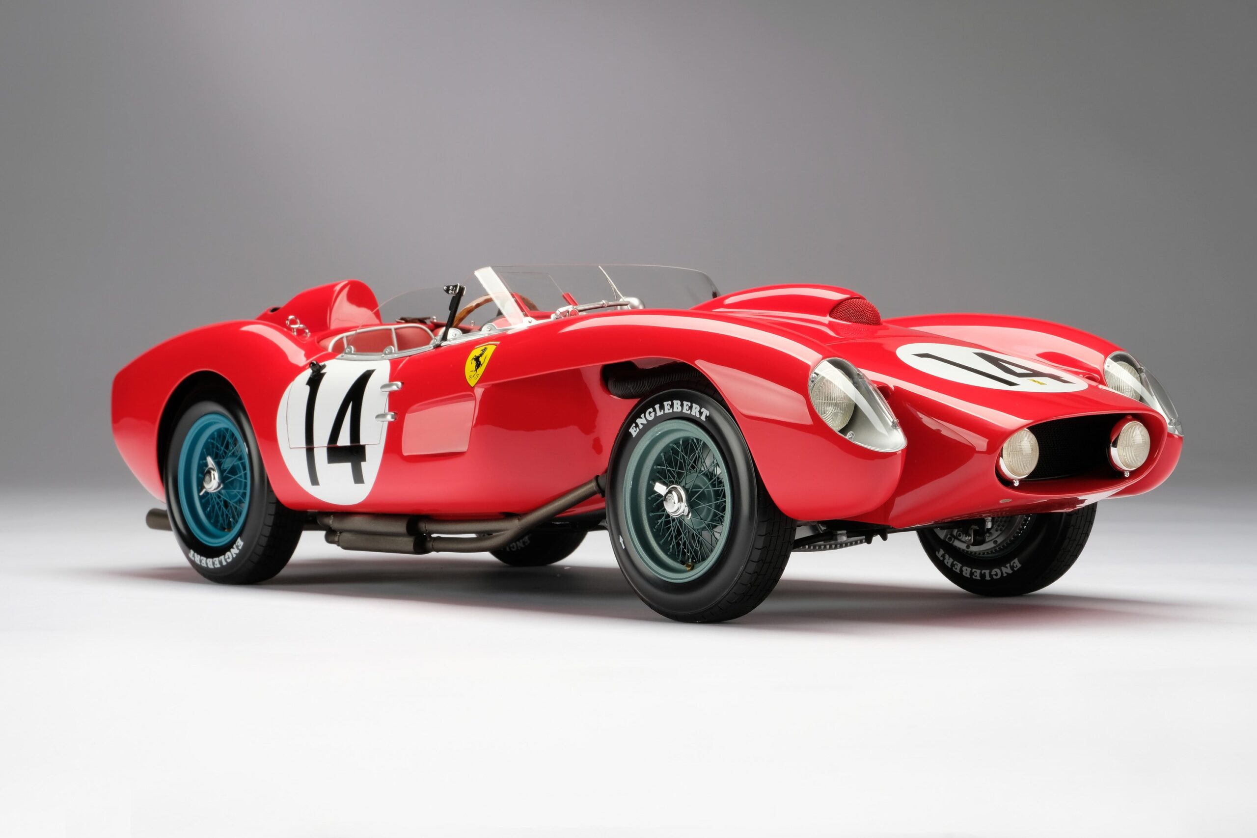 موديل أمالغام فيراري 250 تي آر 1958 الفائزة بسباق سيبرينغ 12 ساعة | مقياس 1:8