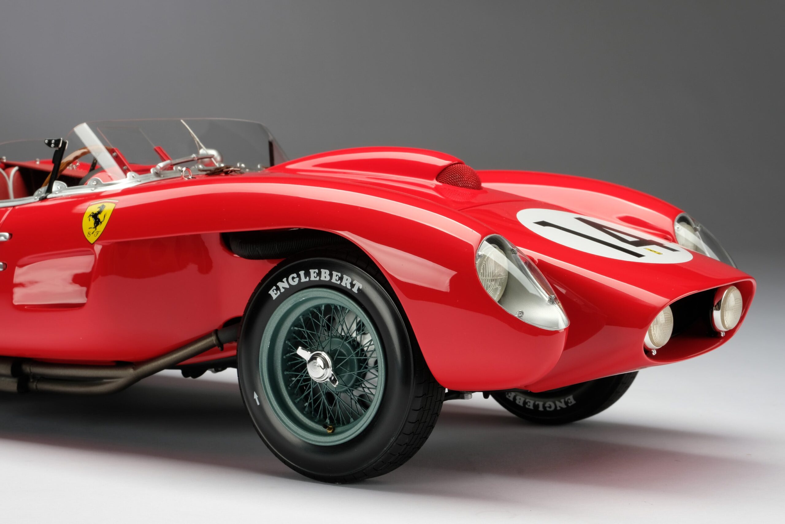 Amalgam Ferrari 250 TR 1958 Sebring 12 Hours Winner | 1:8 - Image 18