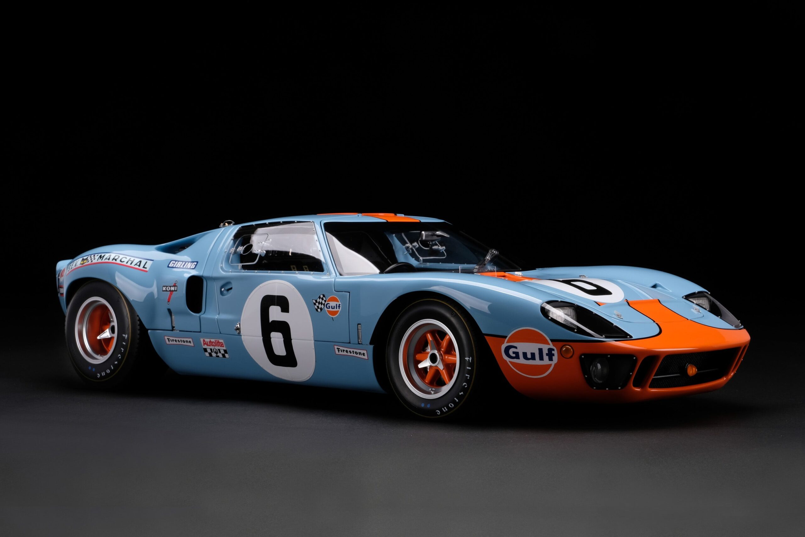 Amalgam Ford GT40 1969 Le Mans Winner | 1:8 - Image 18