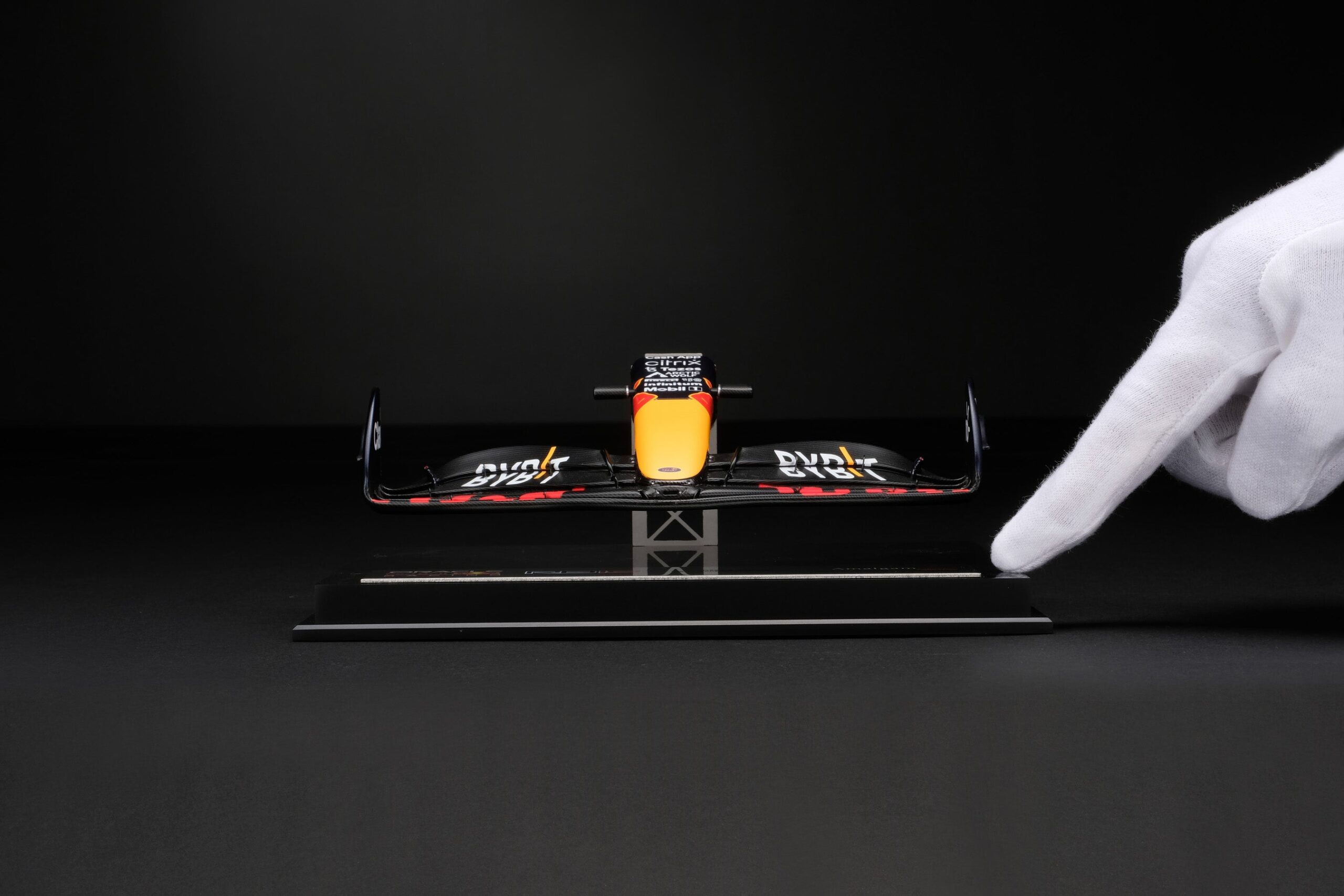 Amalgam Red Bull Racing RB18 Nosecone 2022 | 1:12 - Image 3