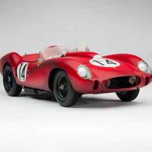 Amalgam Ferrari 250 TR 1958 Le Mans Winner Race Weathered - Red | 1:8